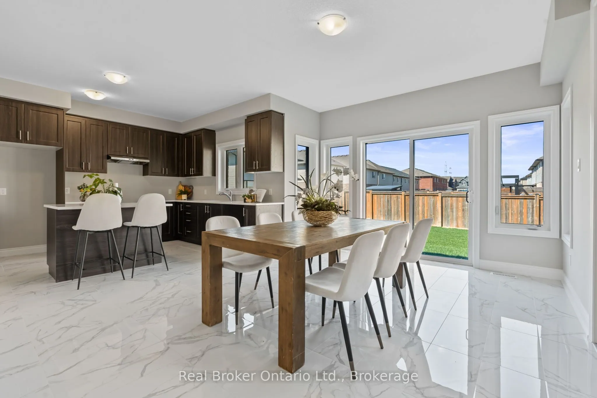 15 Venture Way