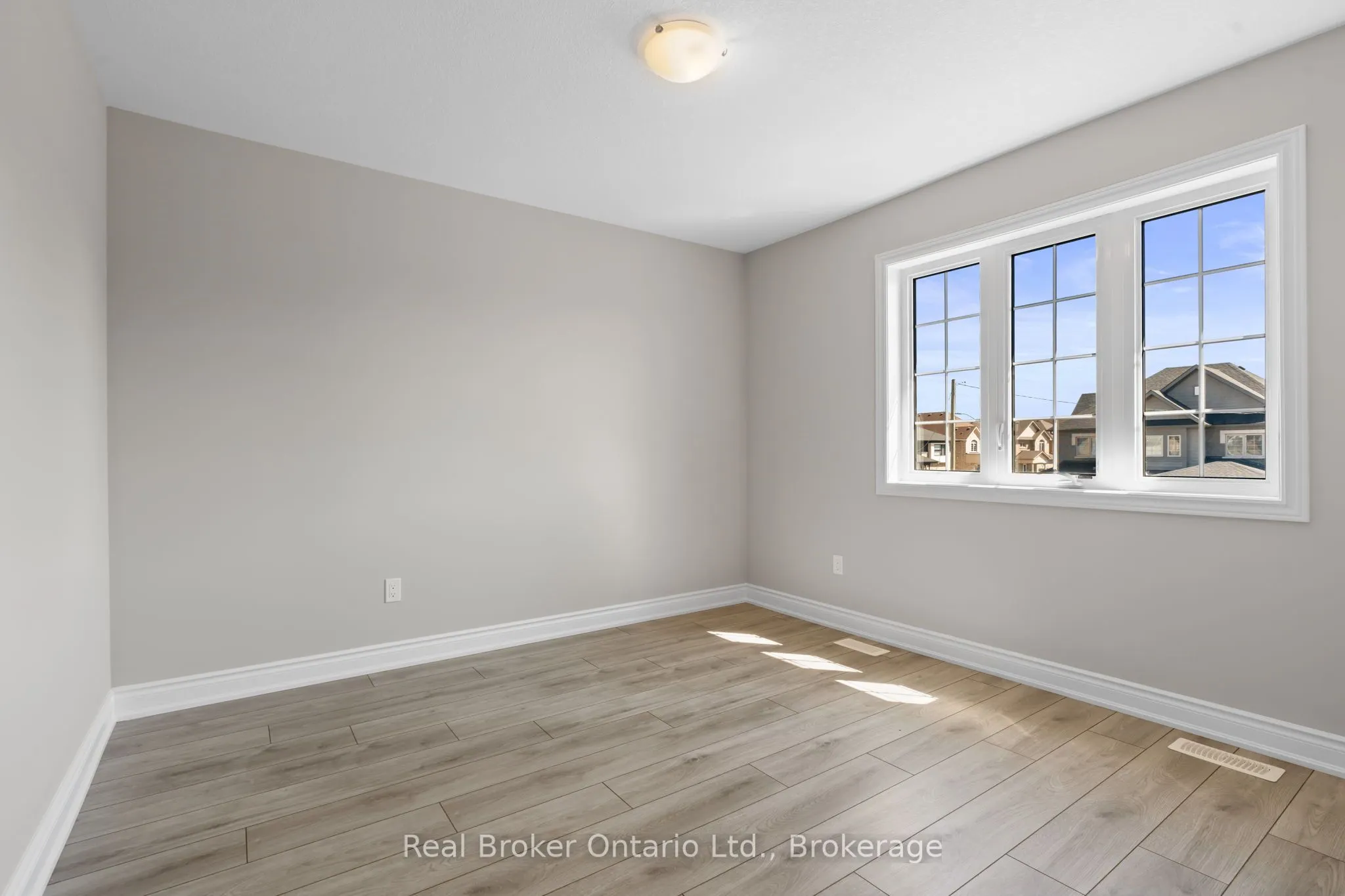15 Venture Way