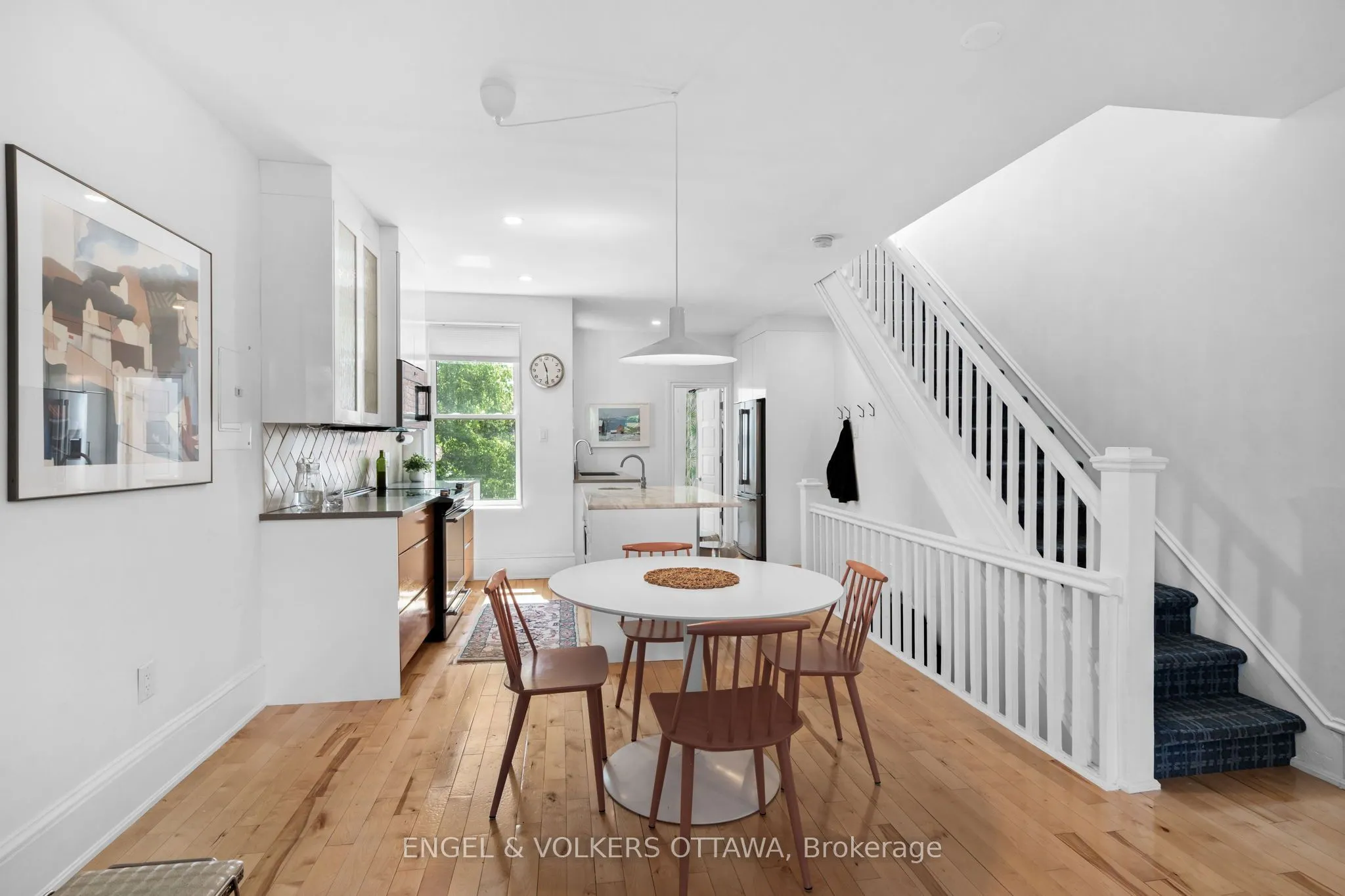 244 Flora Street
