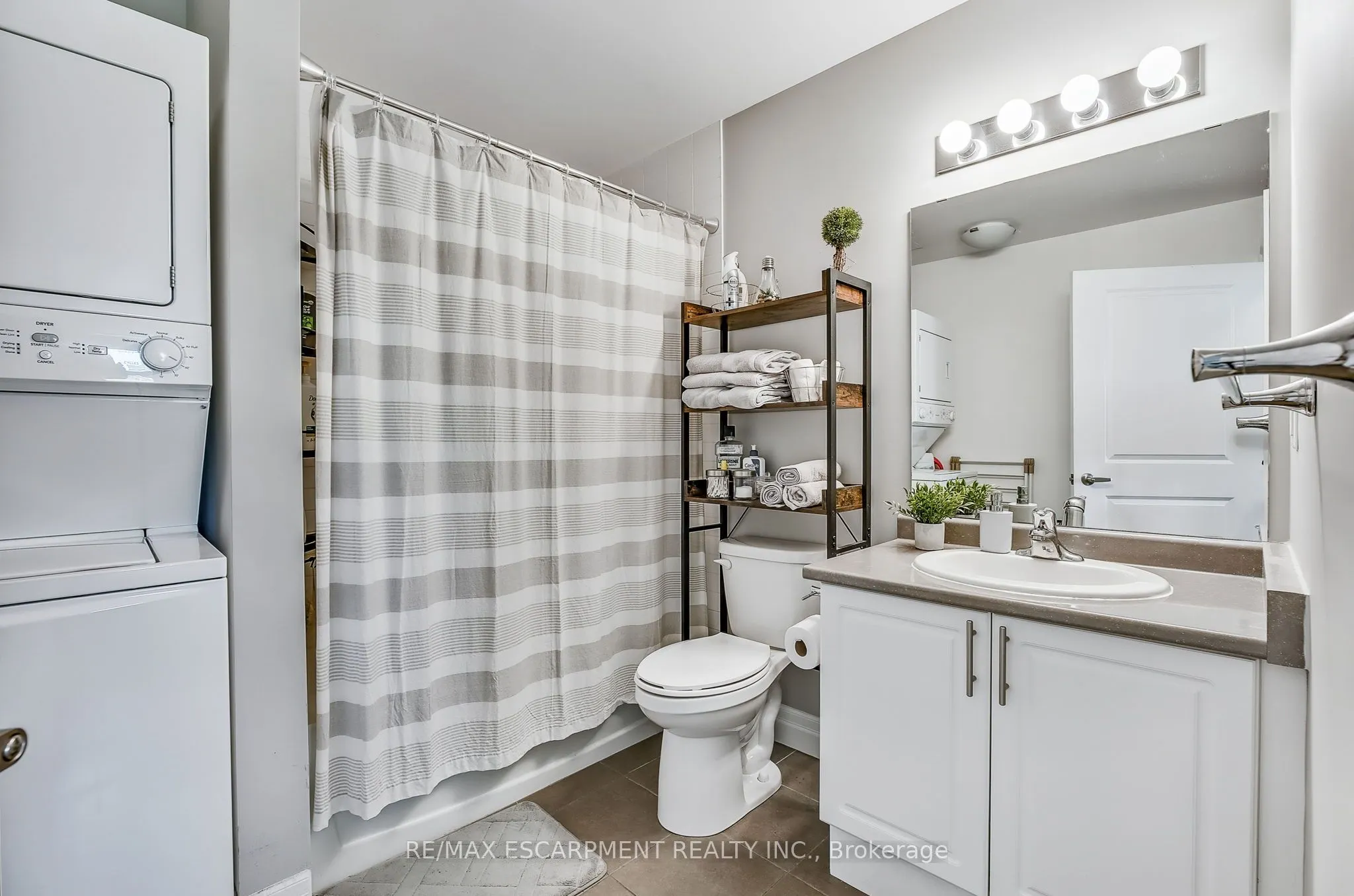 125 Shoreview Place, #514