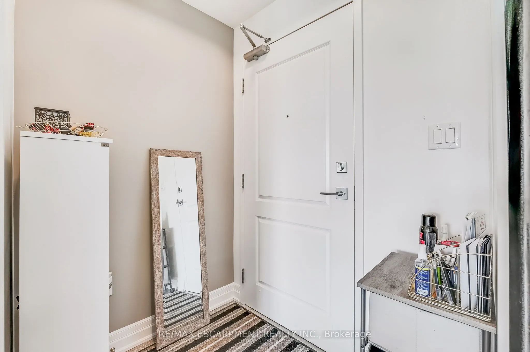 125 Shoreview Place, #514