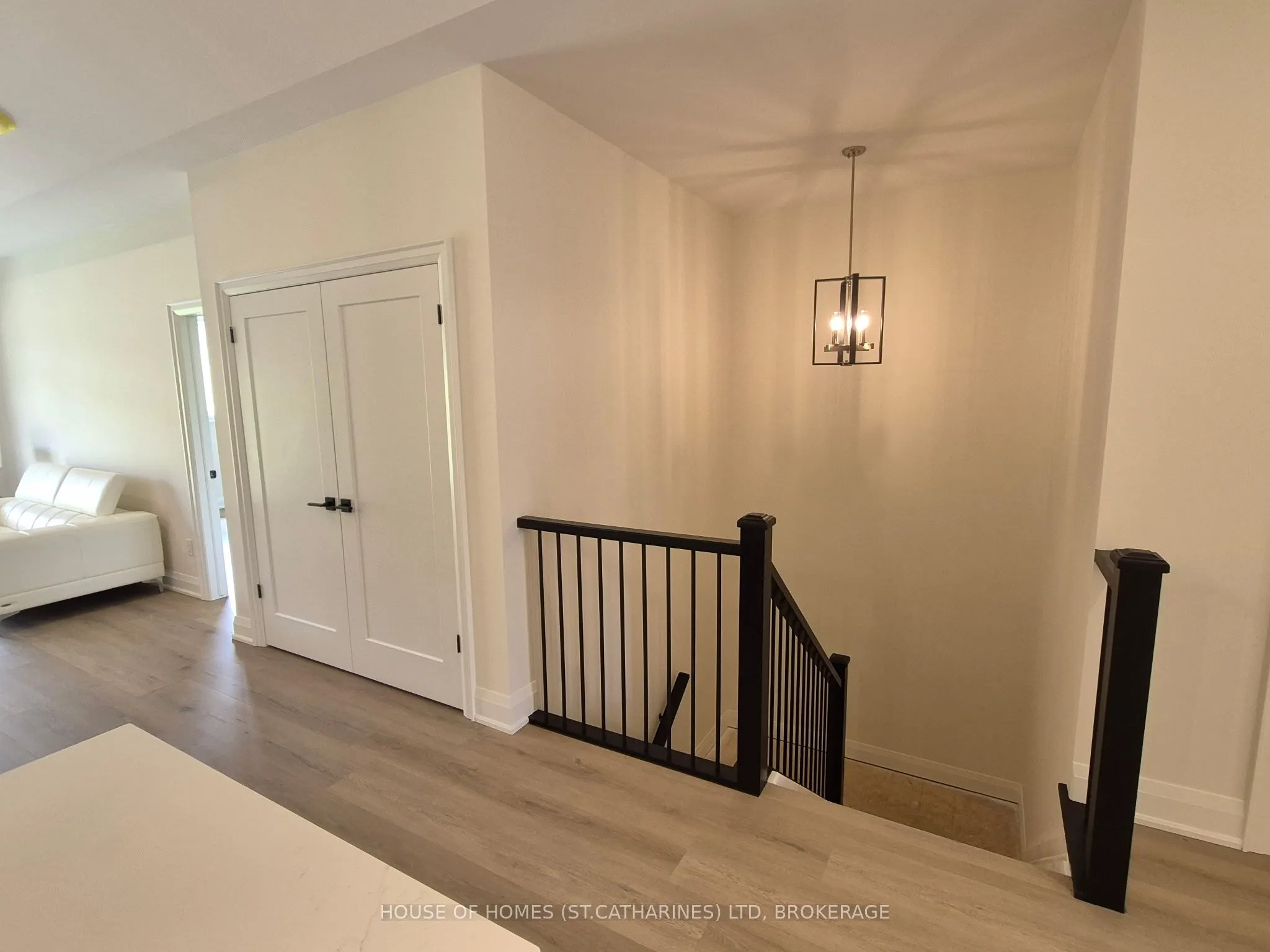 4104 VILLAGE CREEK Drive