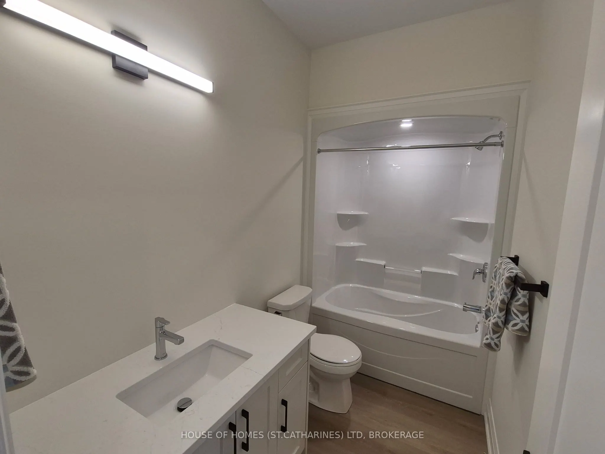 4104 VILLAGE CREEK Drive