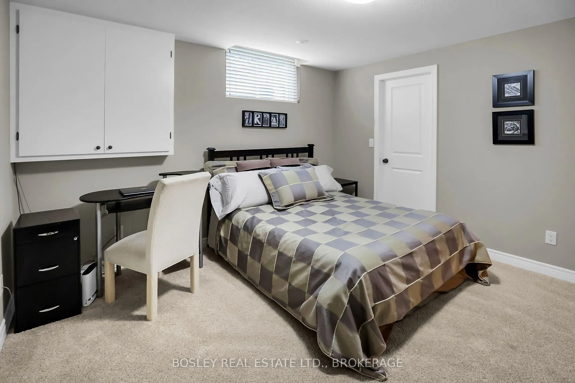 10 Copper Beech Boulevard