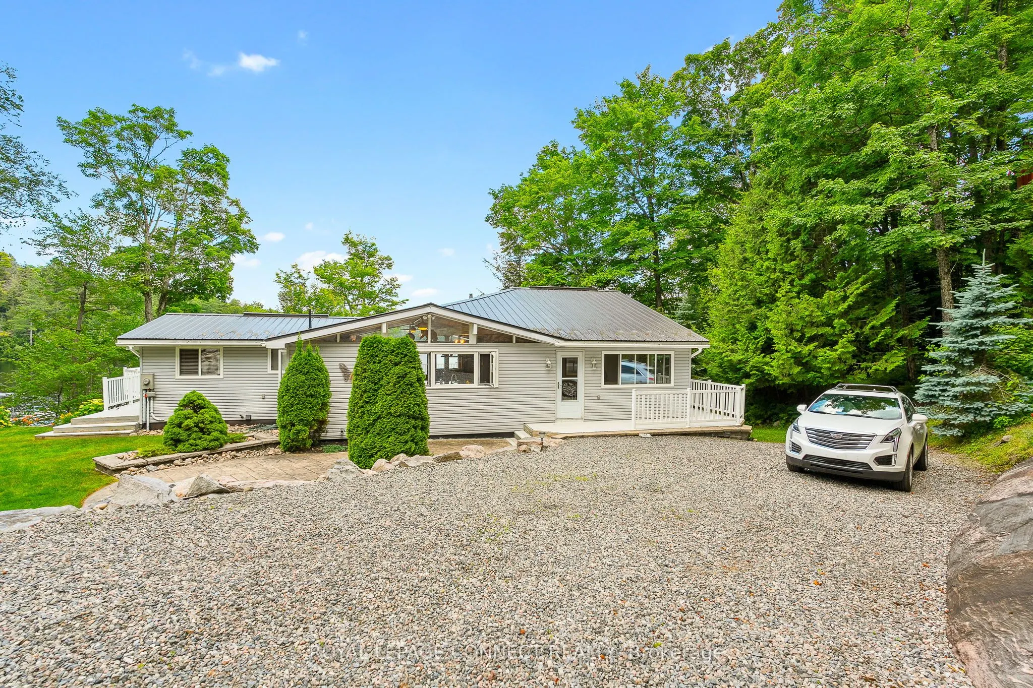 1019 Carnation Lane