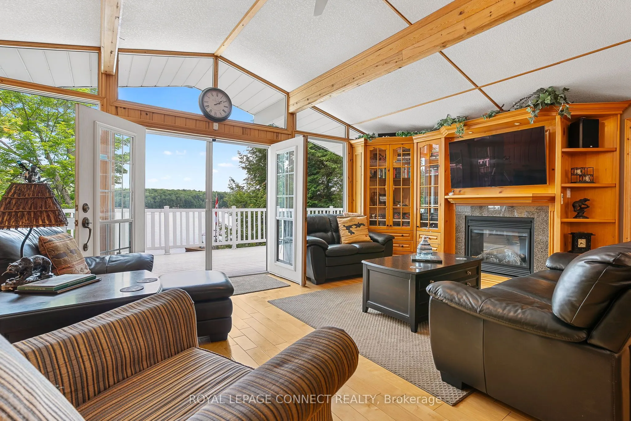 1019 Carnation Lane