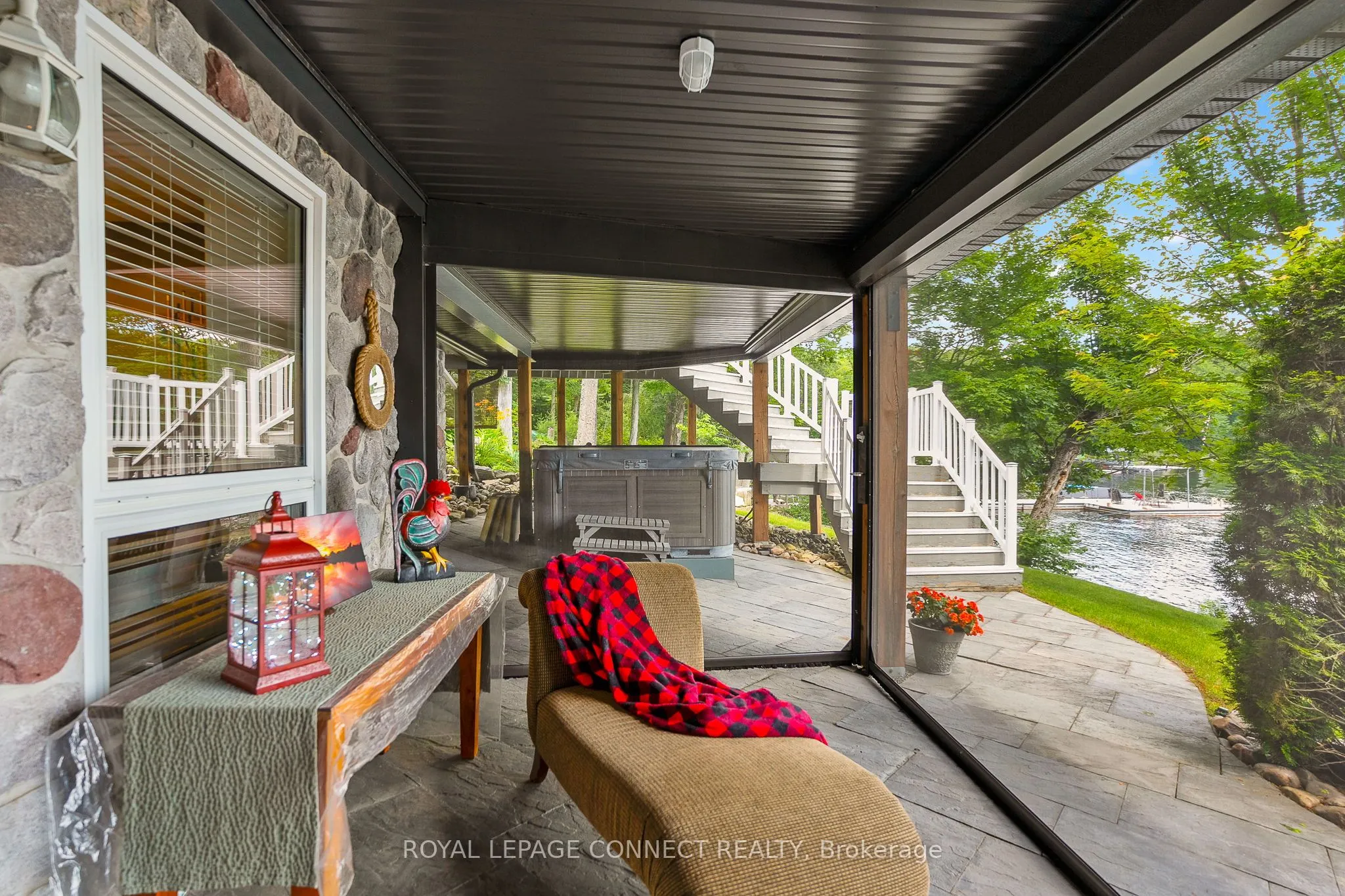 1019 Carnation Lane