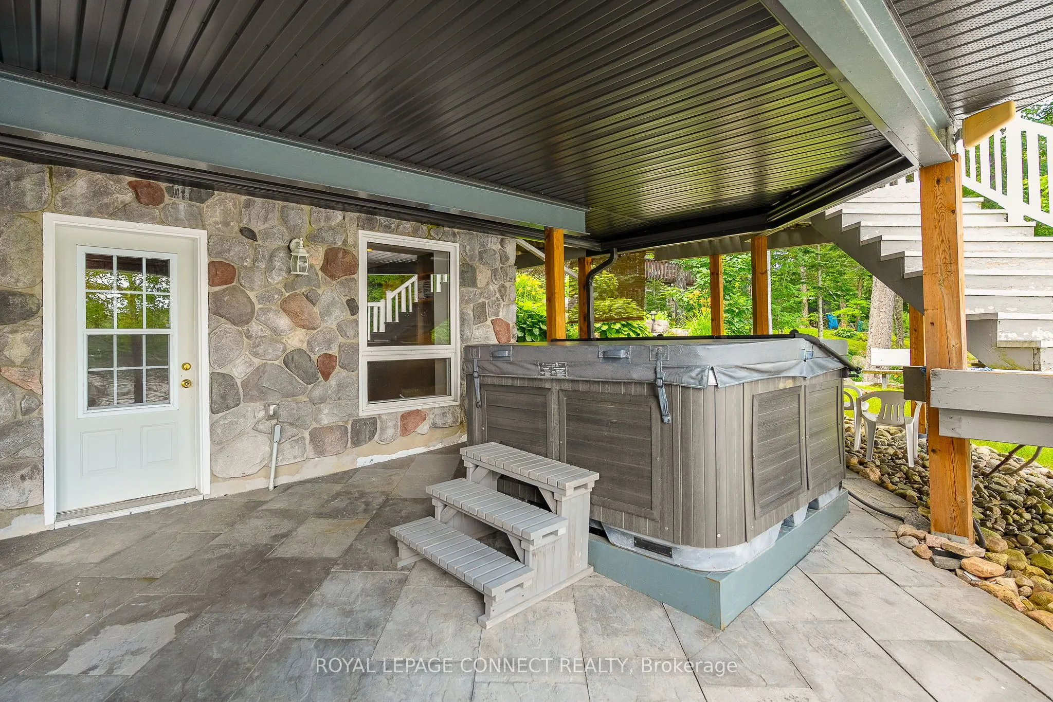 1019 Carnation Lane