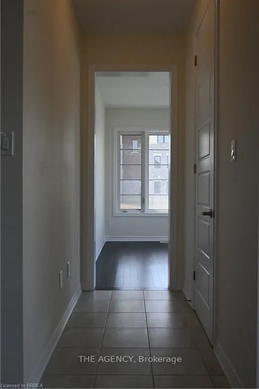 1 Bee Crescent