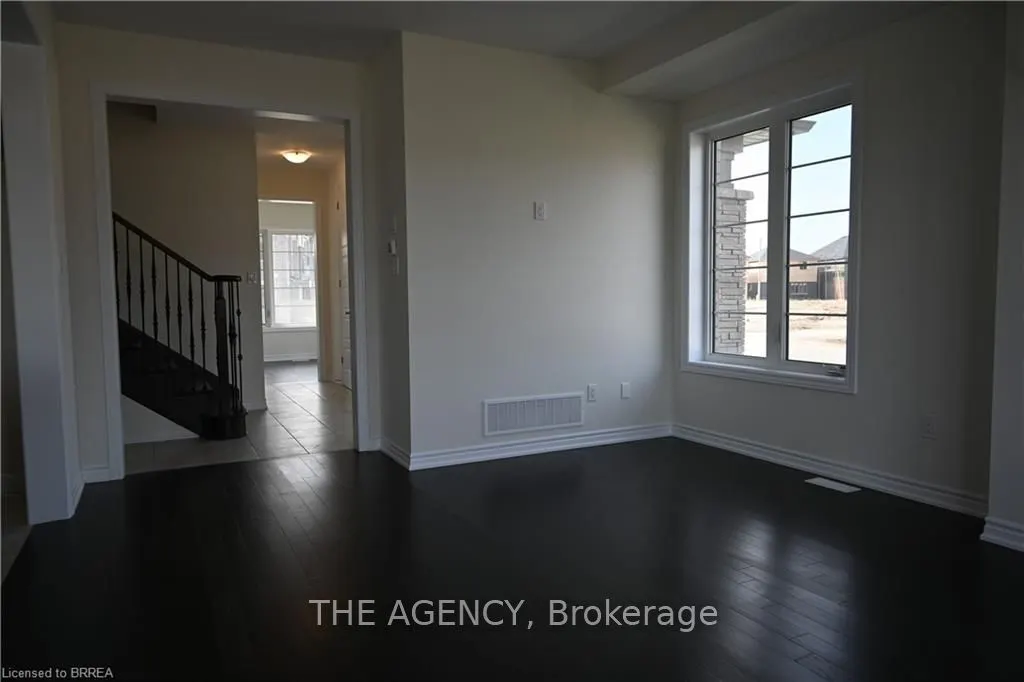 1 Bee Crescent