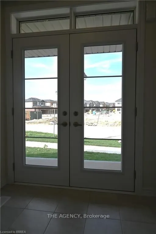 1 Bee Crescent