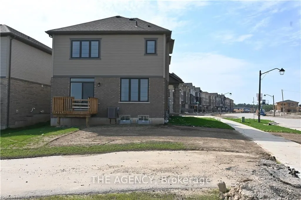 1 Bee Crescent