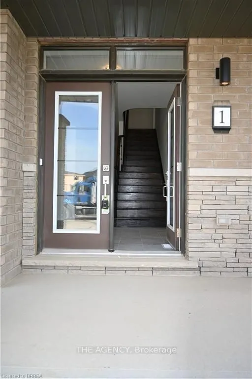 1 Bee Crescent