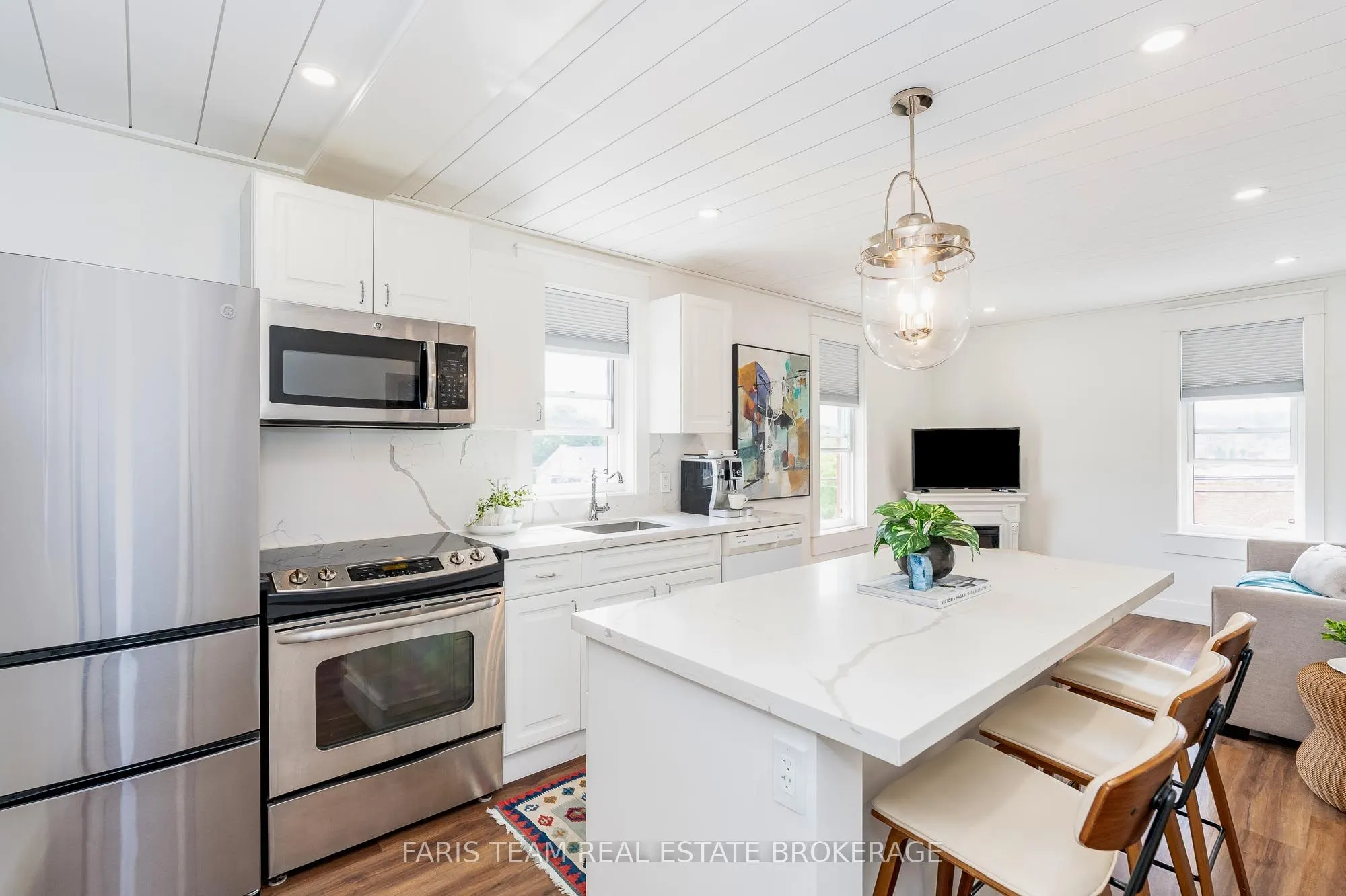110 Sykes Street N, #303