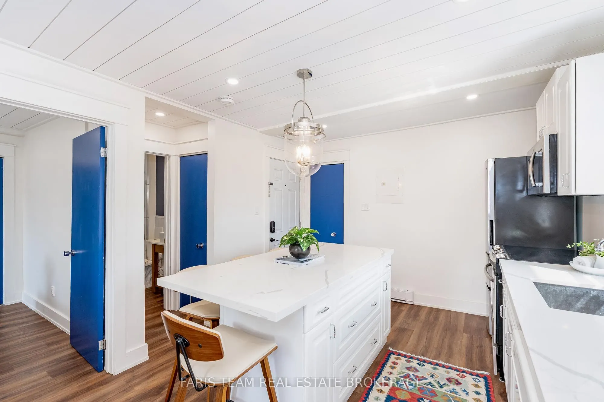 110 Sykes Street N, #303