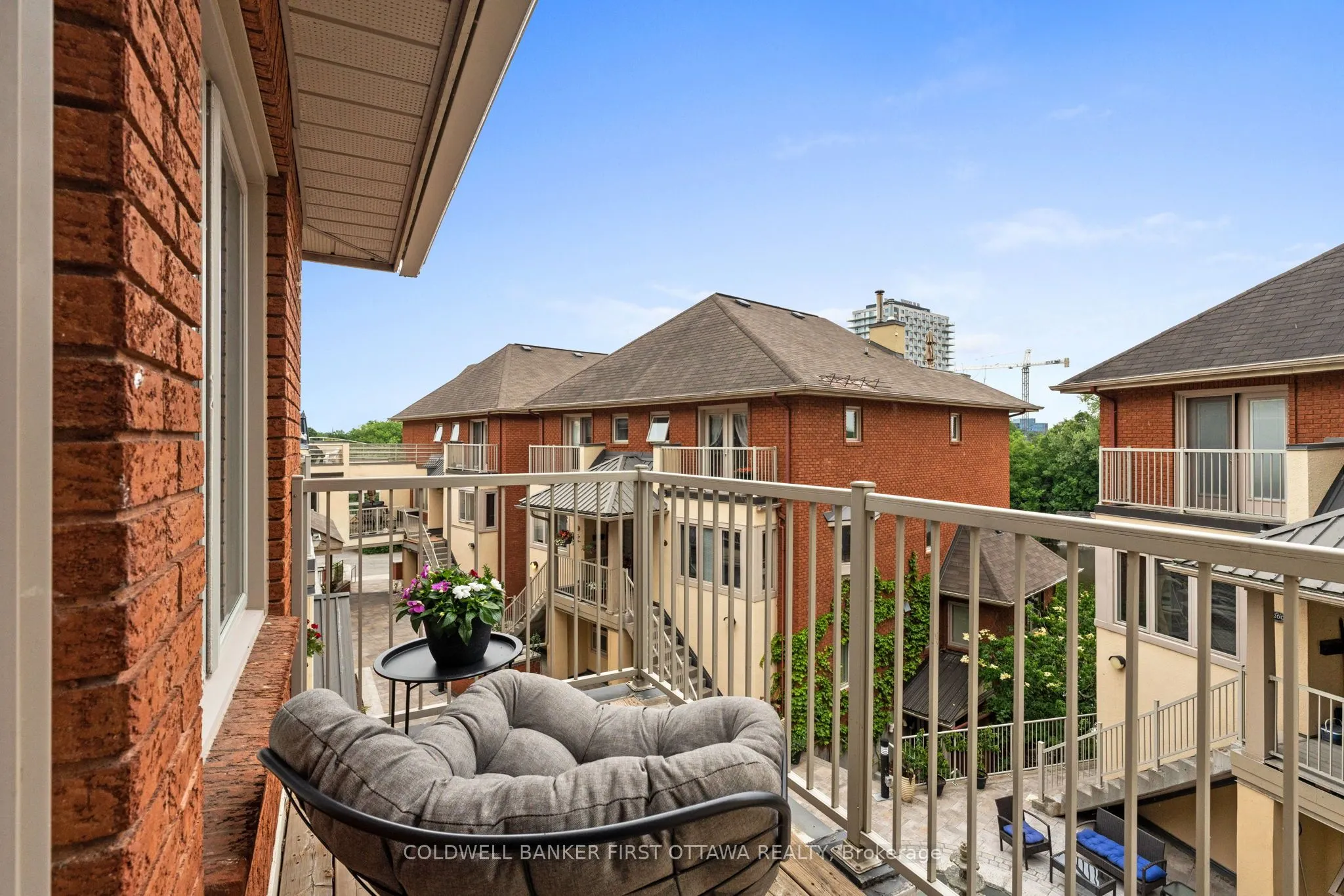 250 Fountain Place, #111F