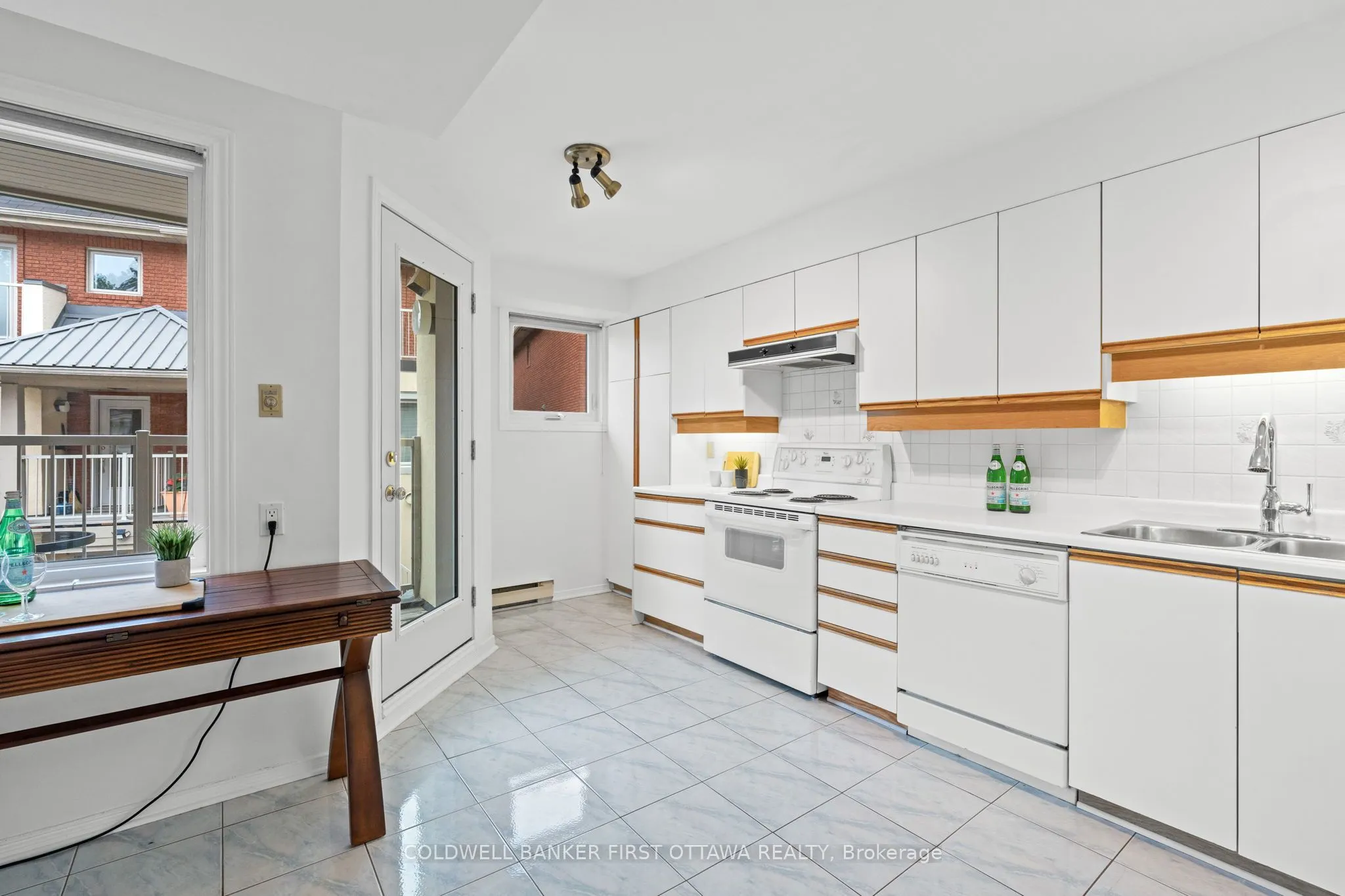 250 Fountain Place, #111F