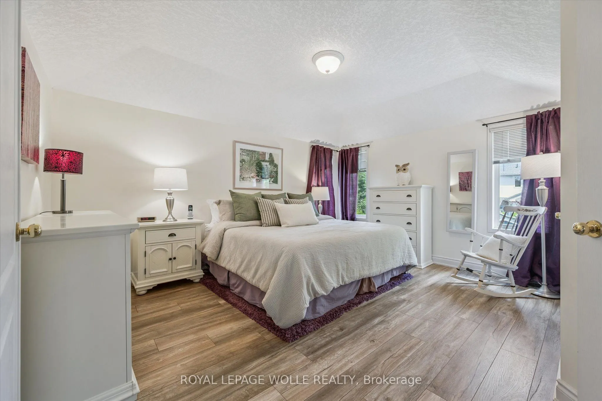 576 Windjammer Way