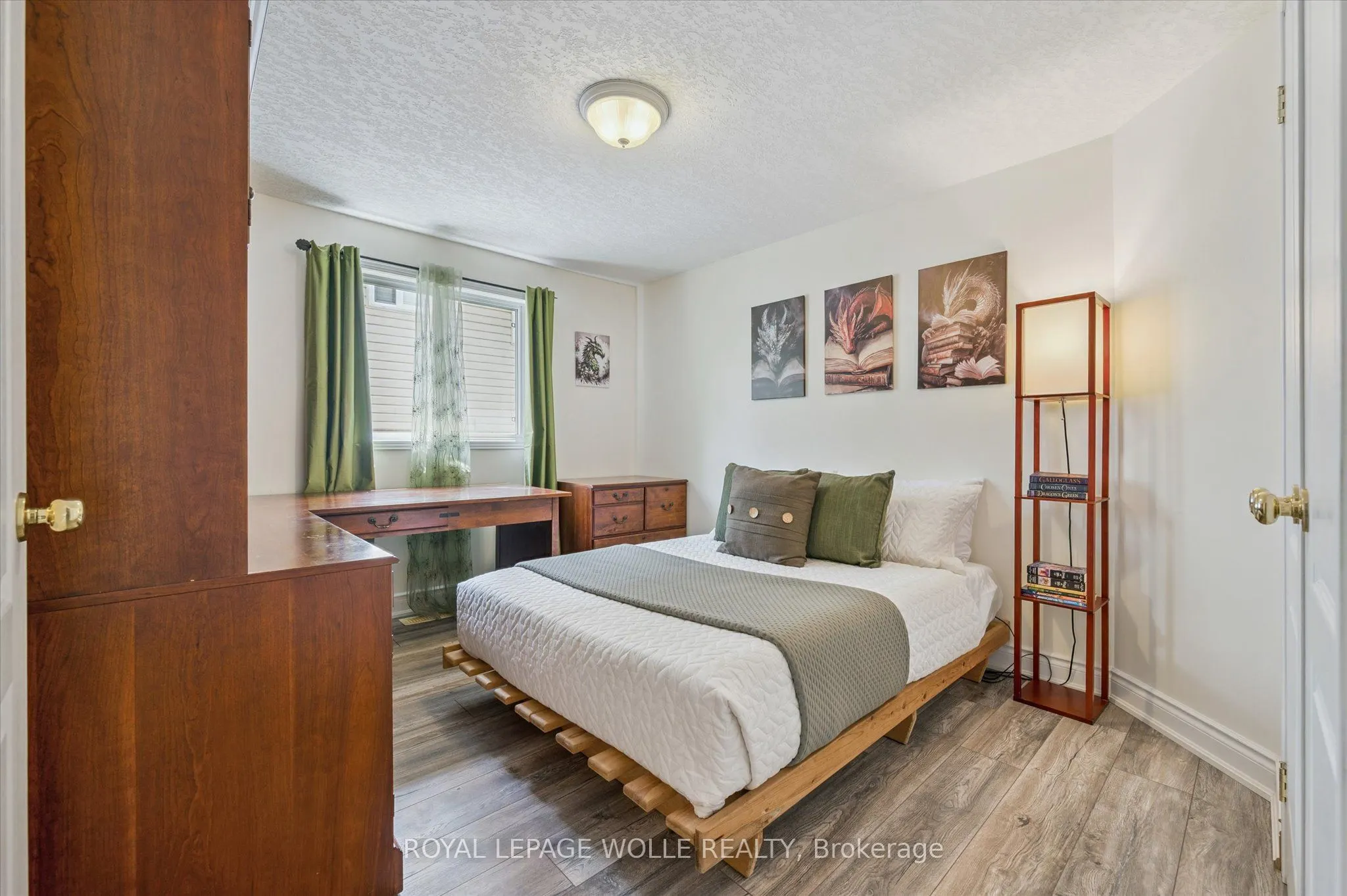 576 Windjammer Way