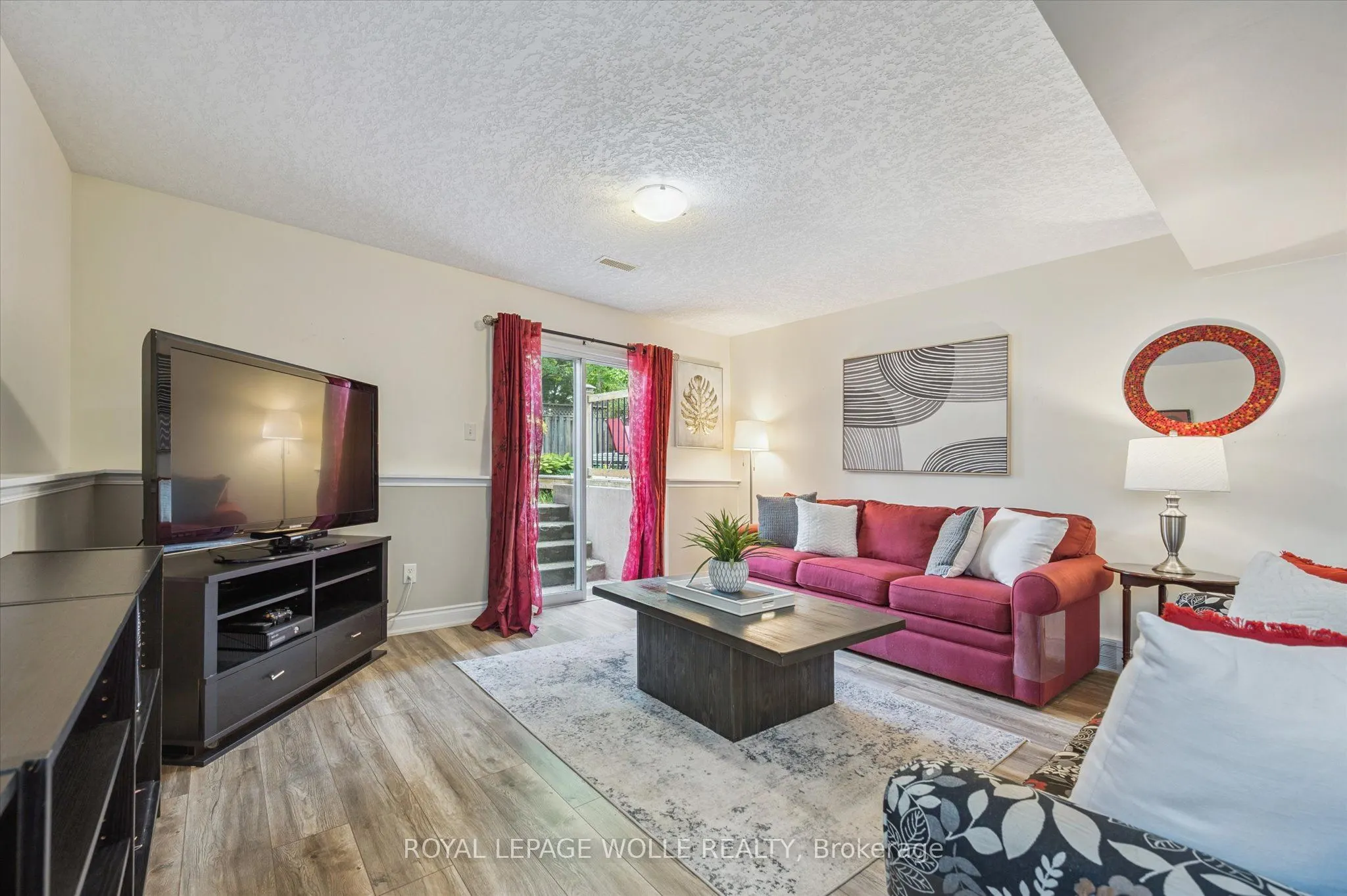 576 Windjammer Way
