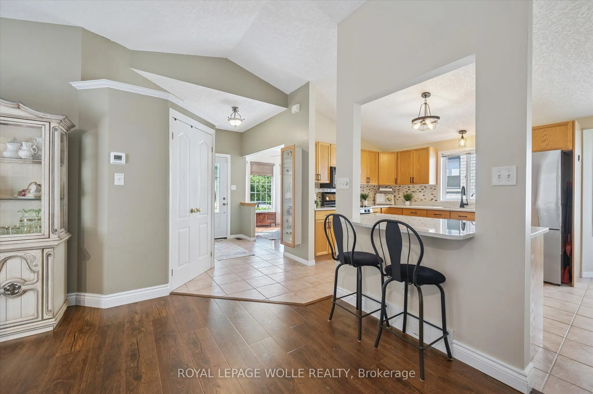 576 Windjammer Way