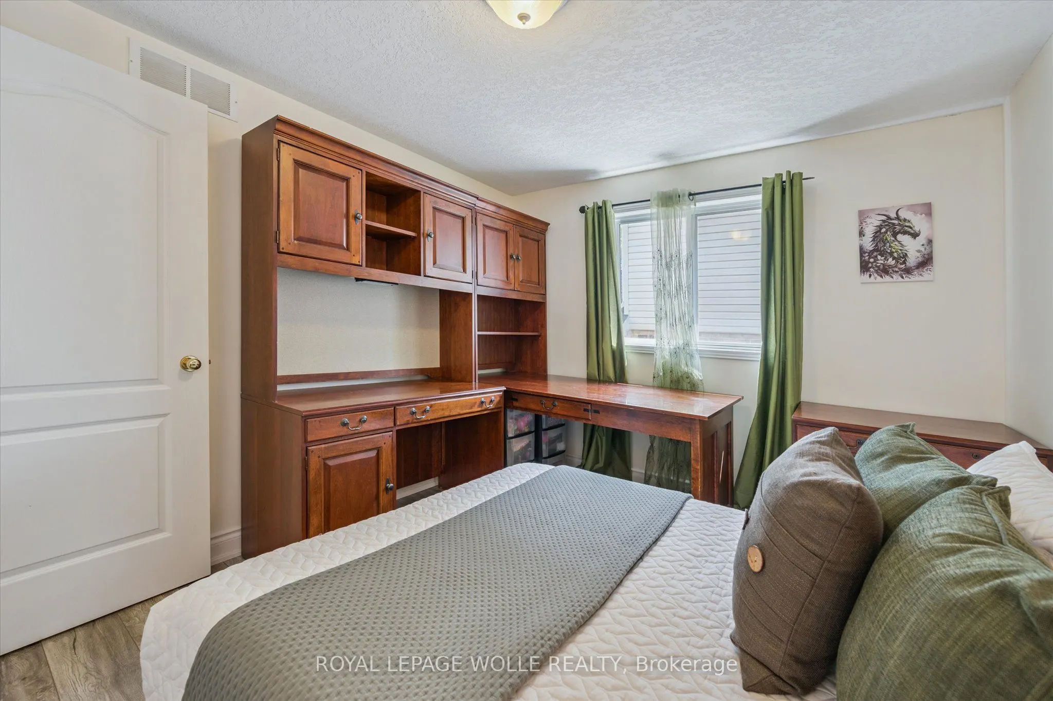 576 Windjammer Way