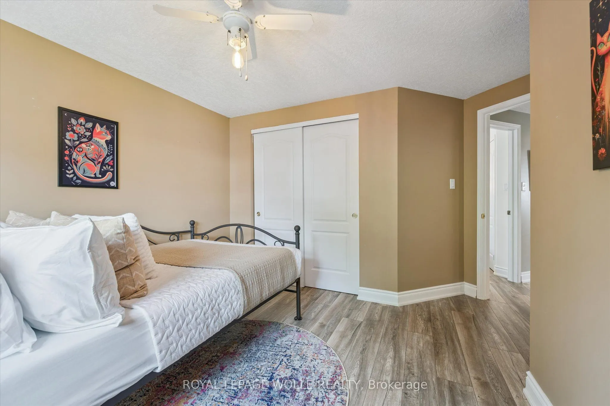 576 Windjammer Way