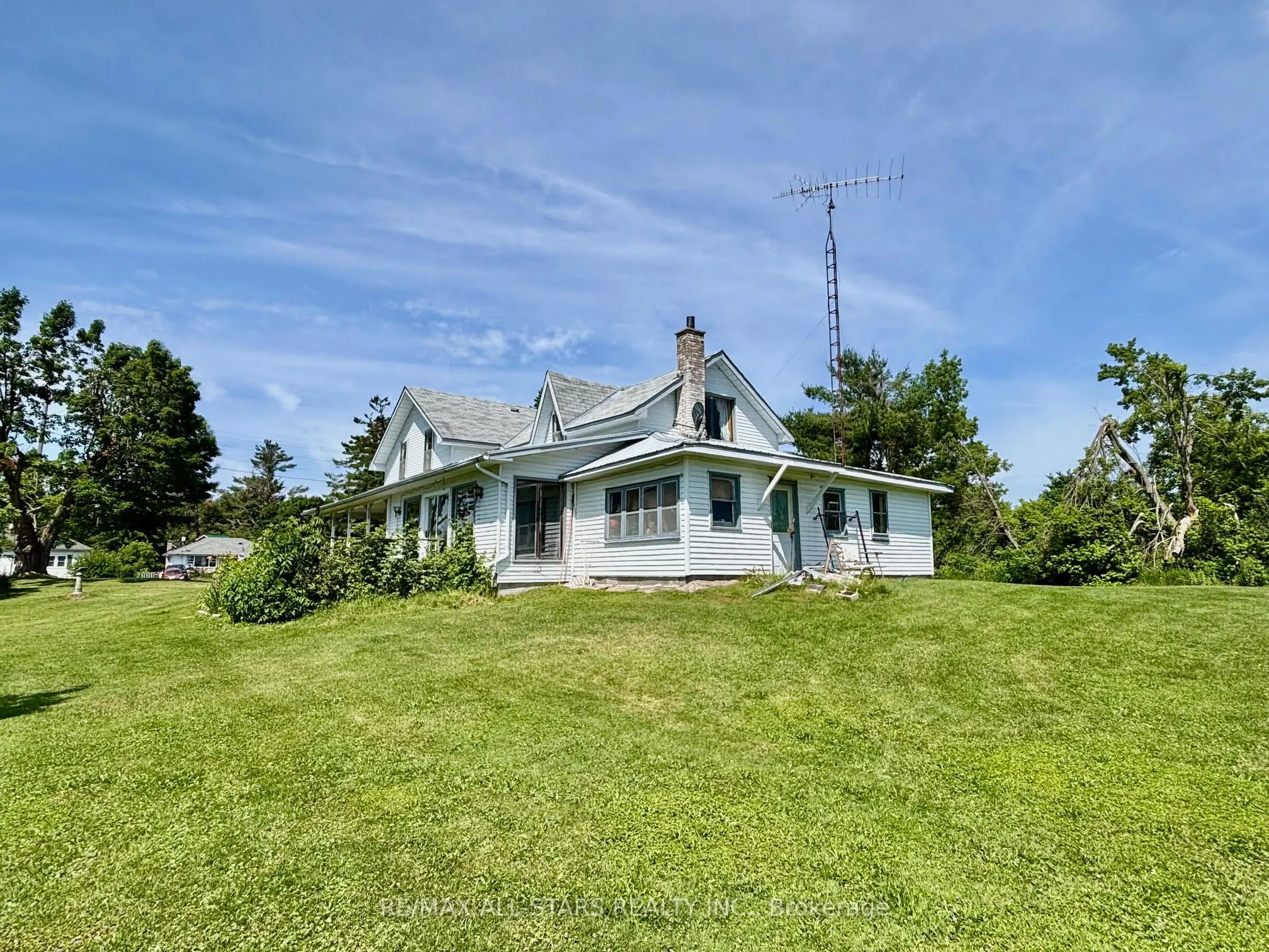 1864 Victoria Road
