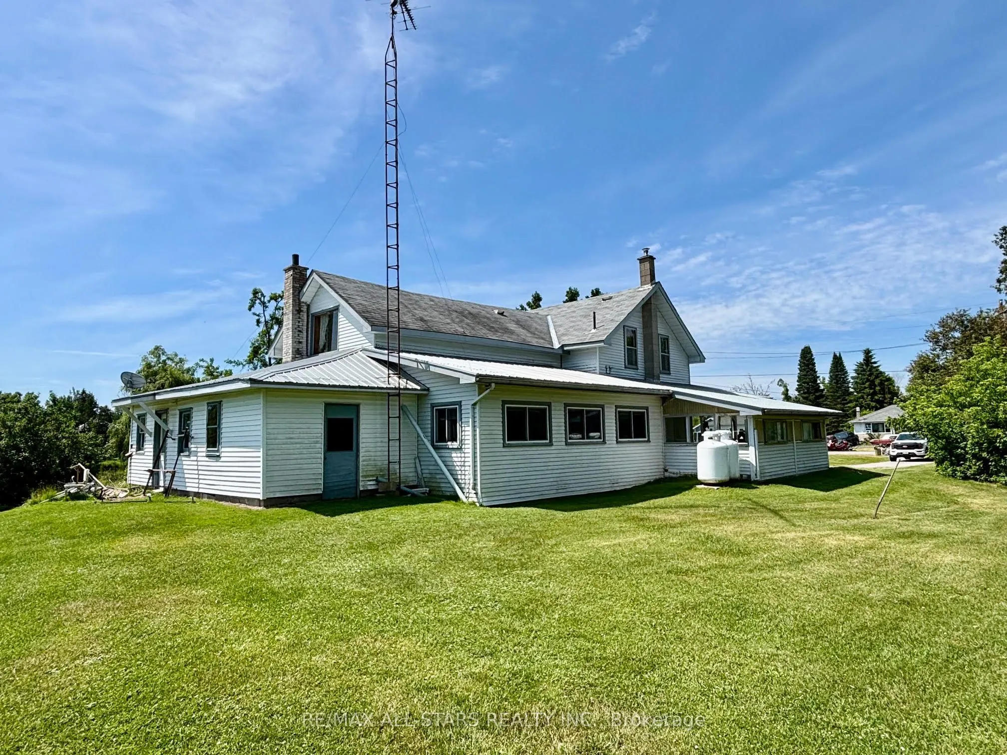 1864 Victoria Road