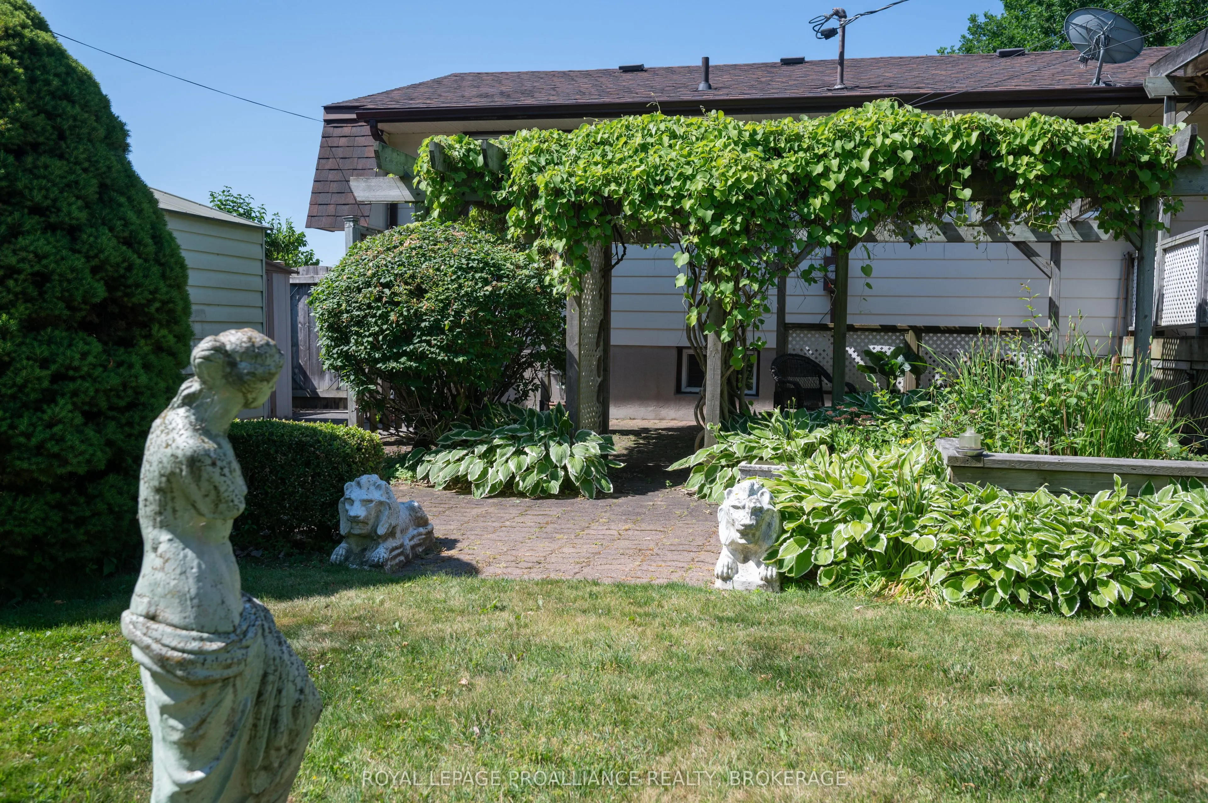 862 Berwick Place