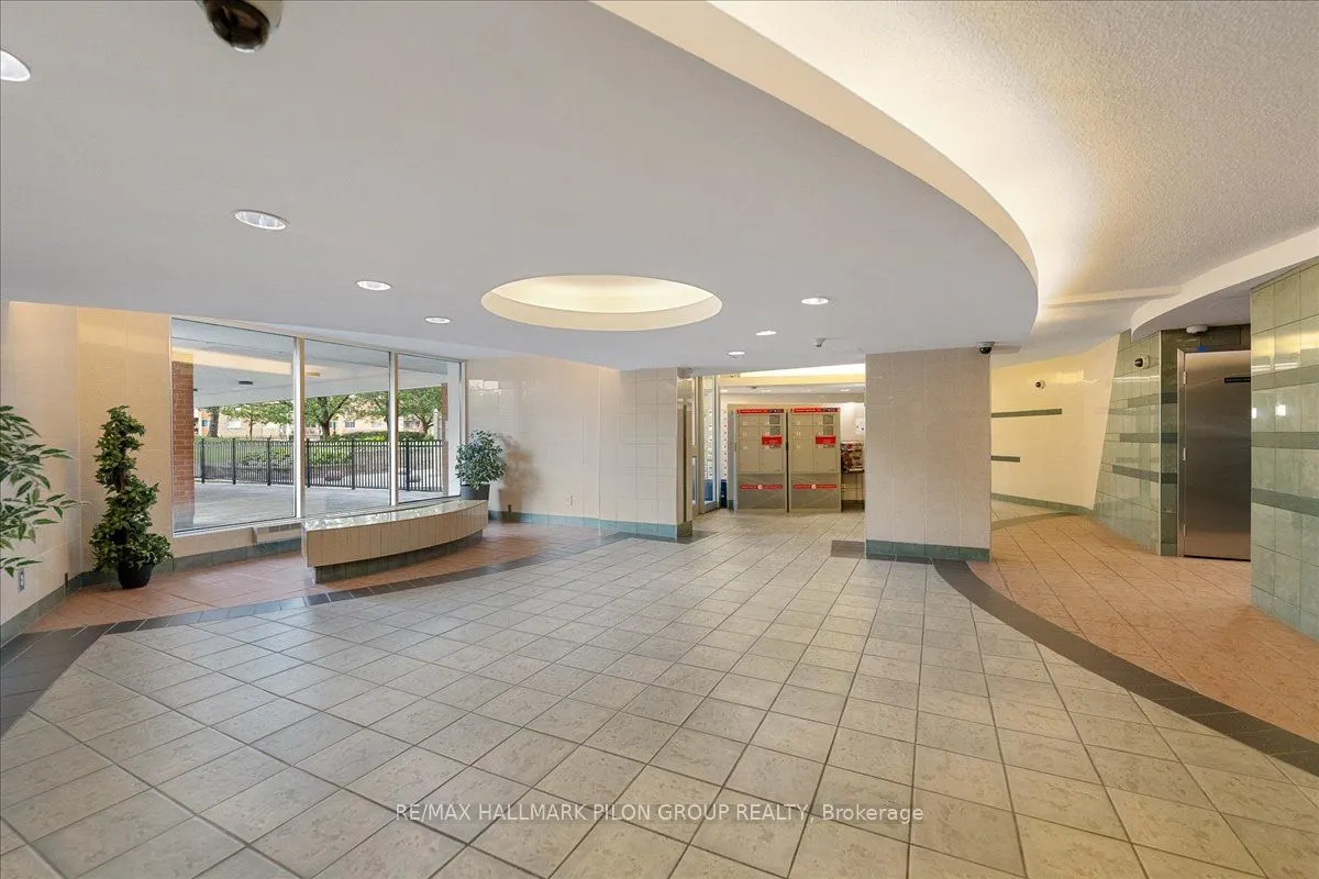 2020 JASMINE Crescent, #714