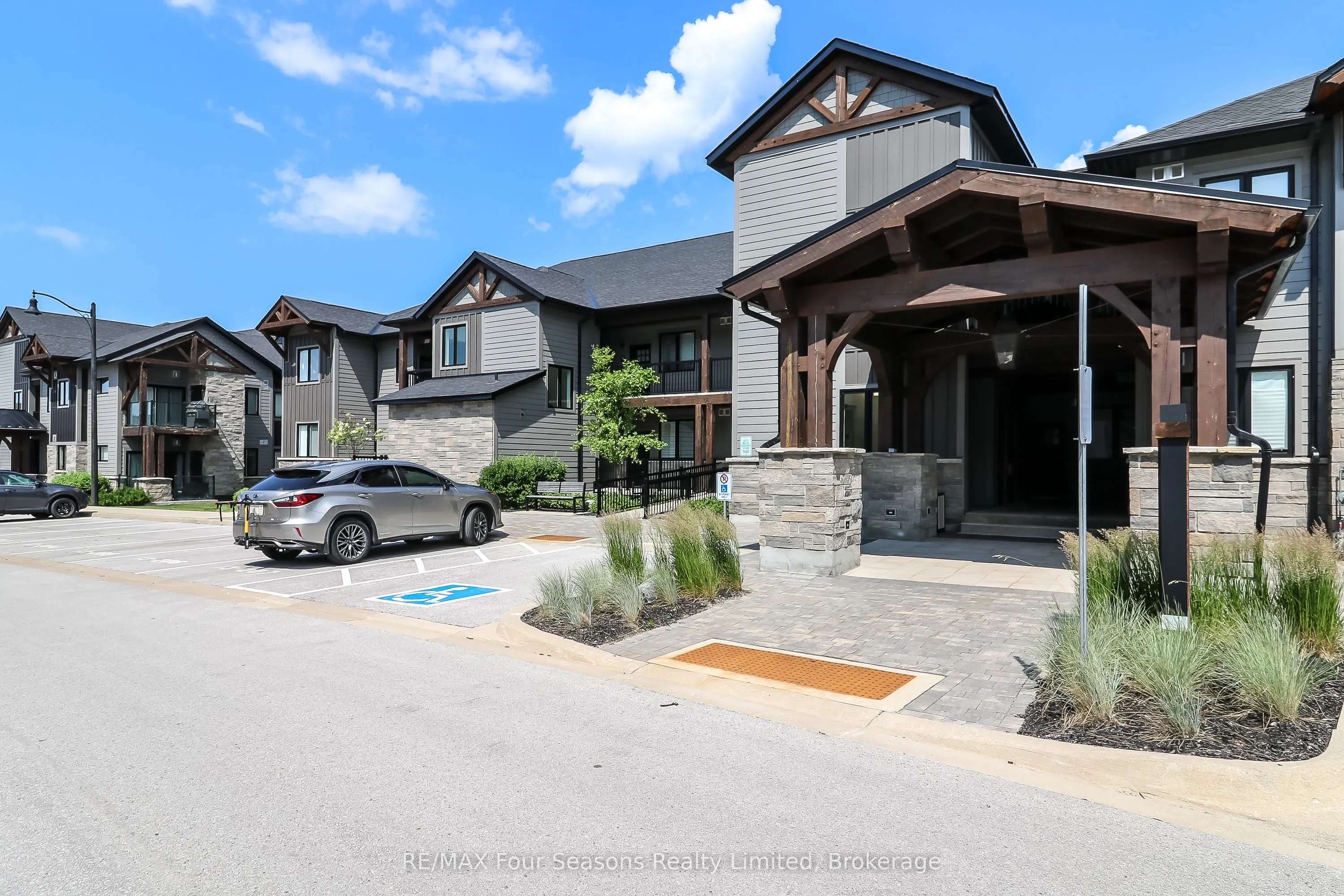 13 Beausoleil Lane, #207