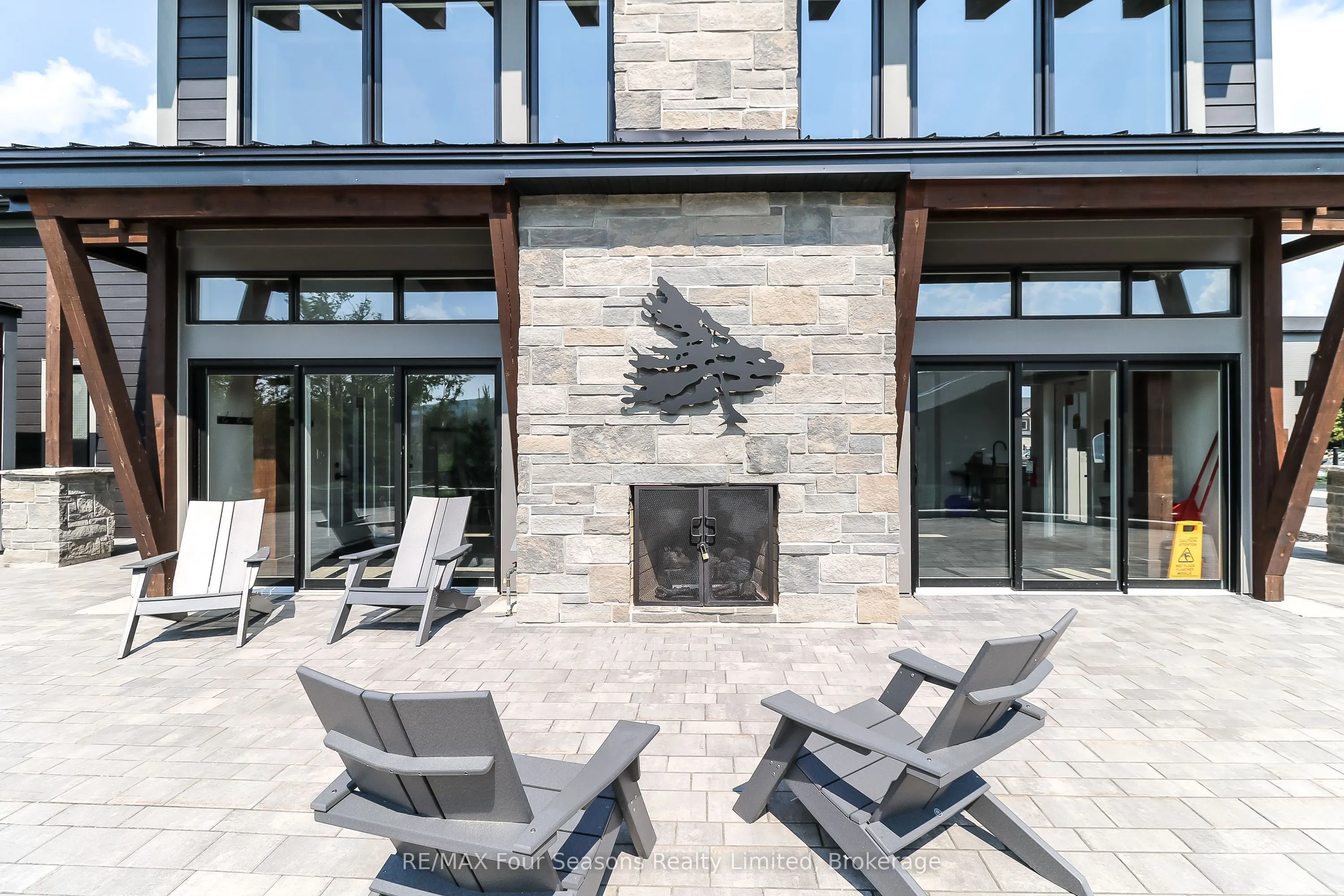 13 Beausoleil Lane, #207