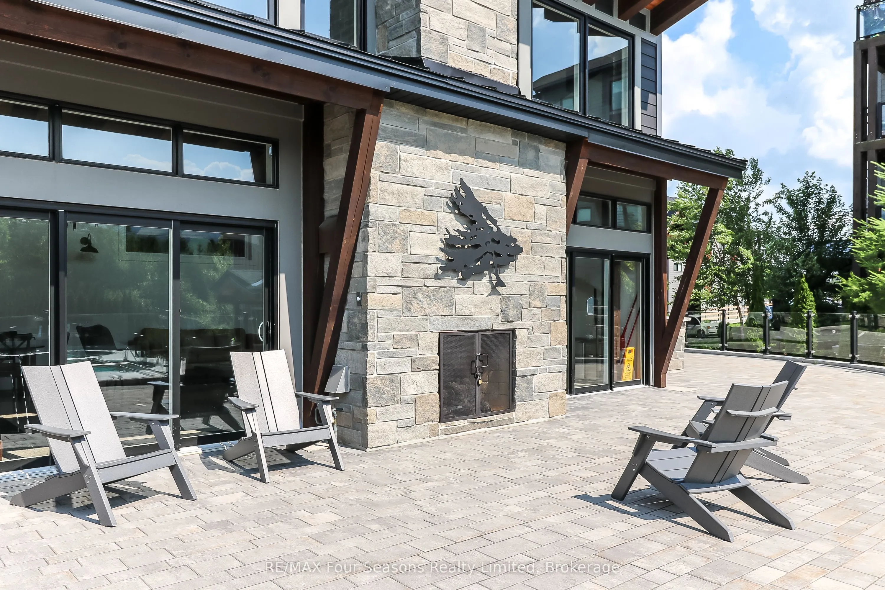 13 Beausoleil Lane, #207