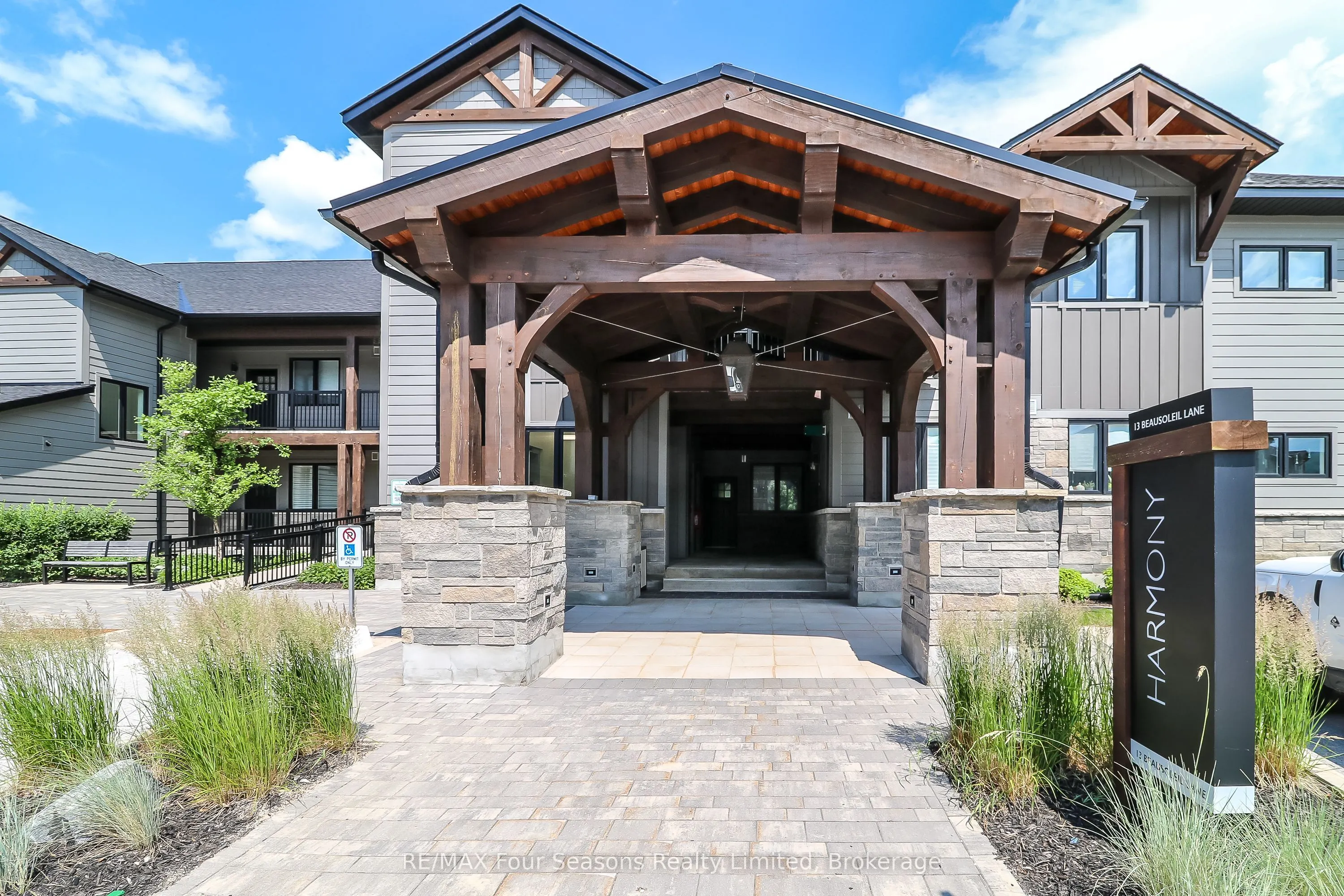 13 Beausoleil Lane, #207