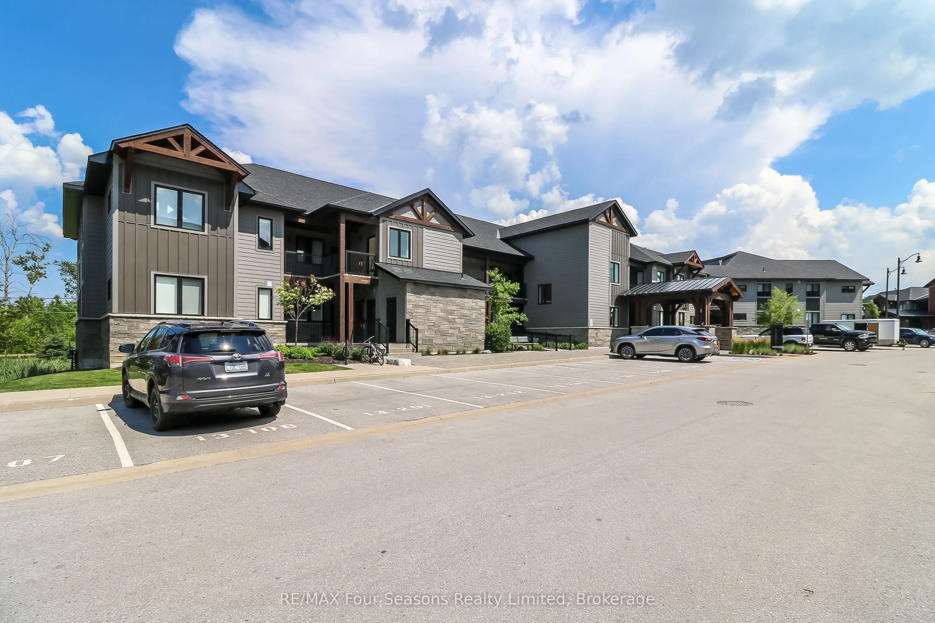 13 Beausoleil Lane, #207