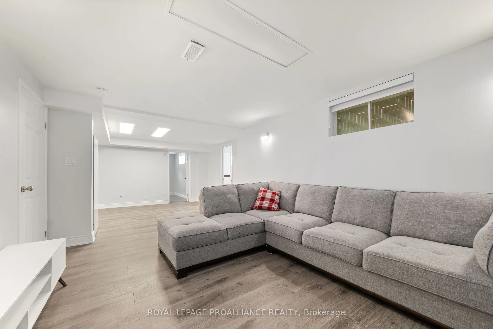 12 Hastings Drive
