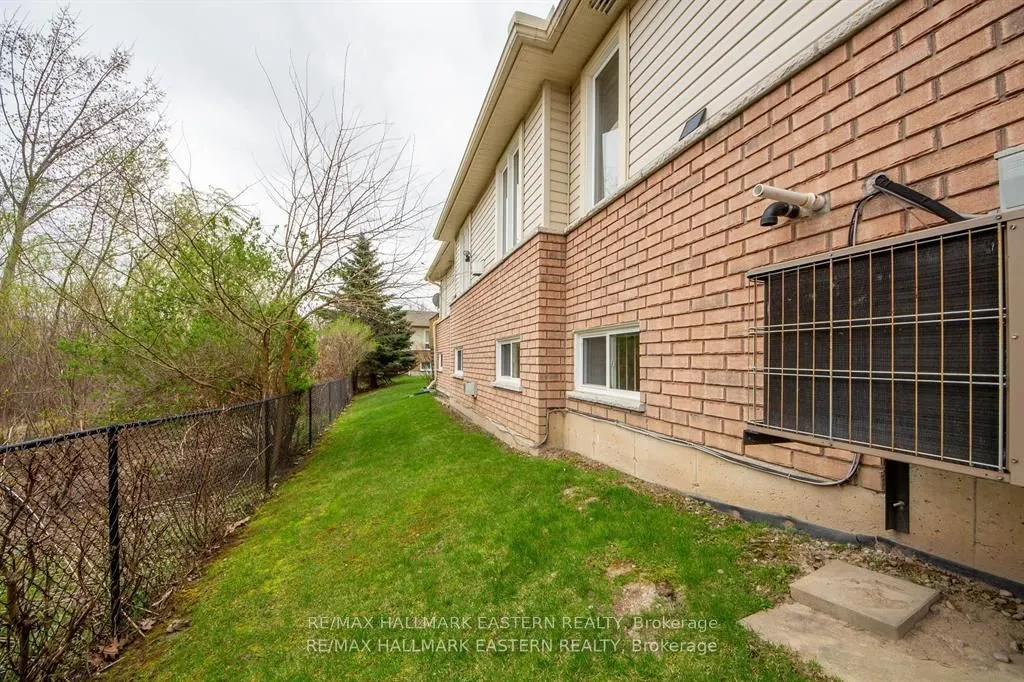 877 Wentworth Street, #14
