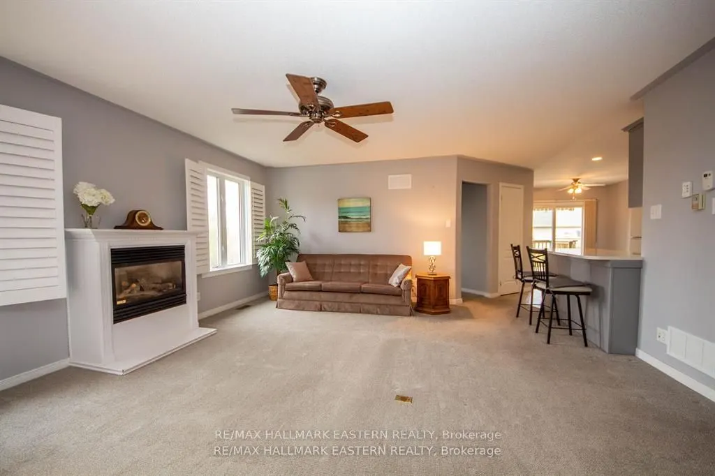 877 Wentworth Street, #14