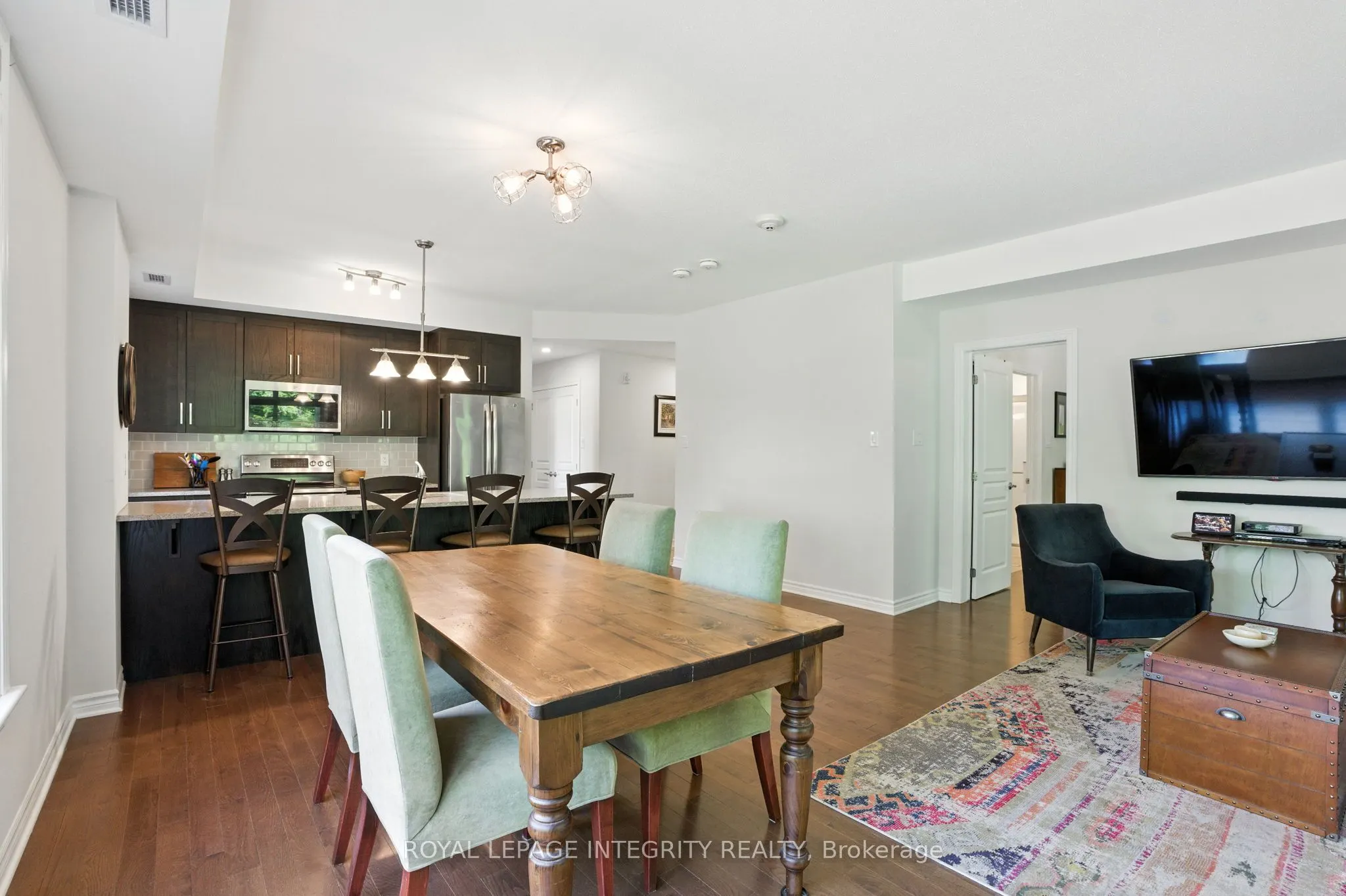 700 Du Rivage Street, #103
