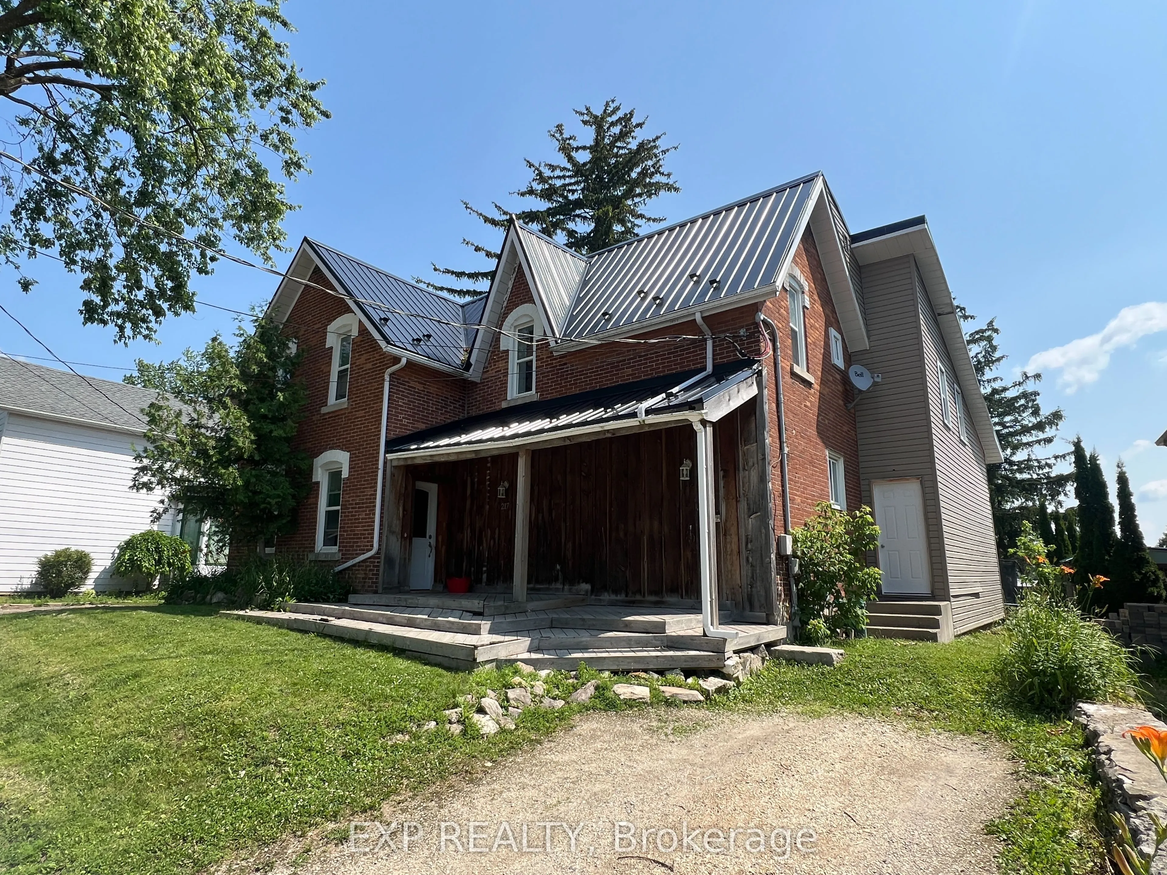 217 Victoria Street