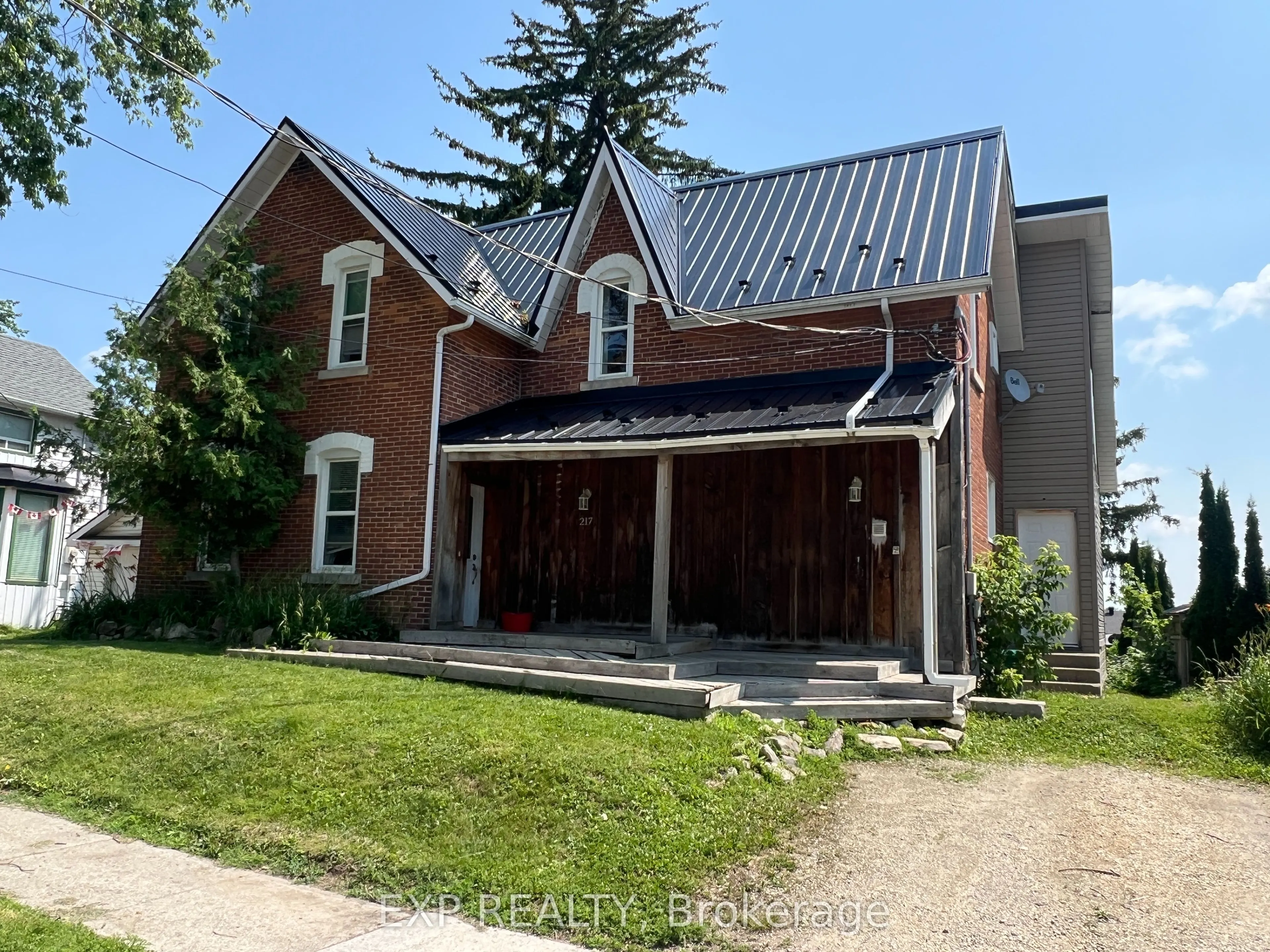 217 Victoria Street