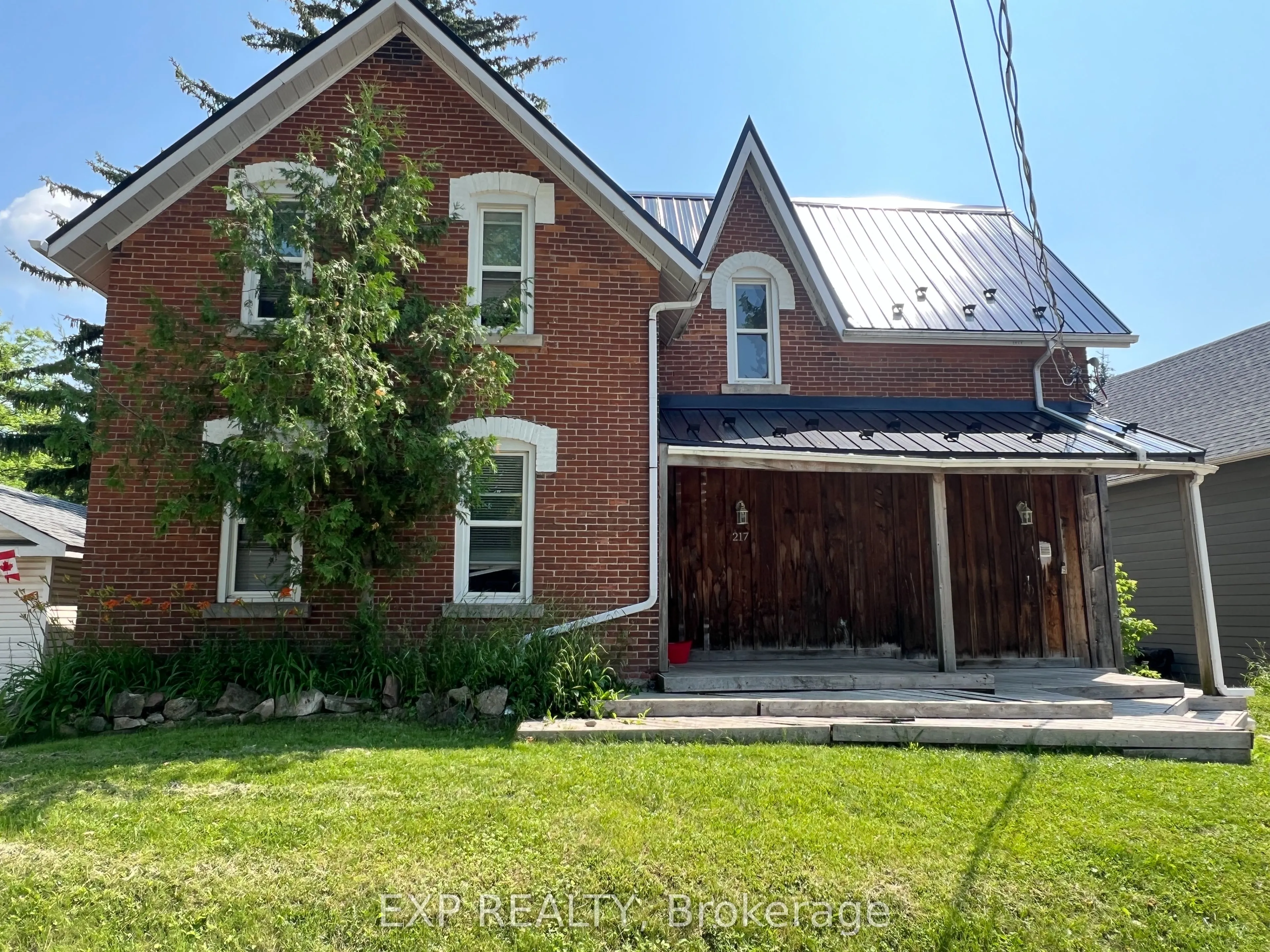 217 Victoria Street