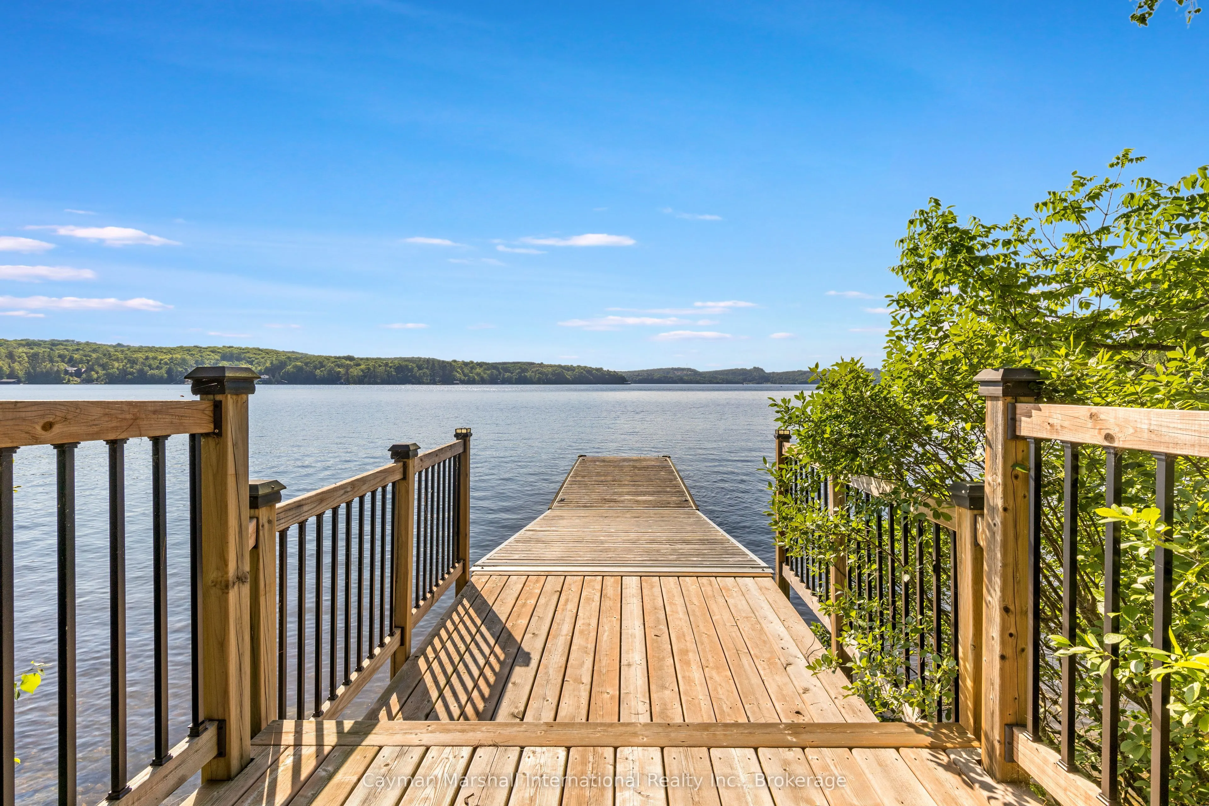 6 Hills Island