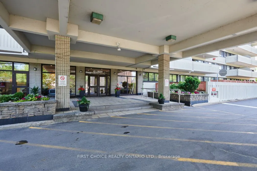 40 Landry Street, #1208