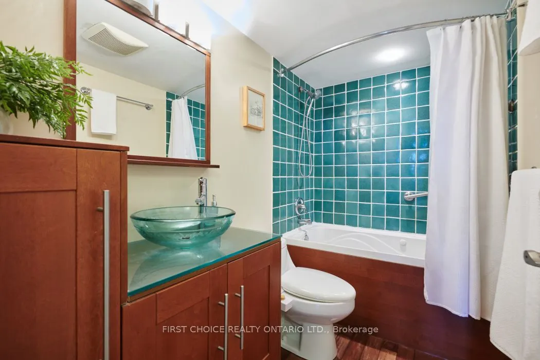 40 Landry Street, #1208