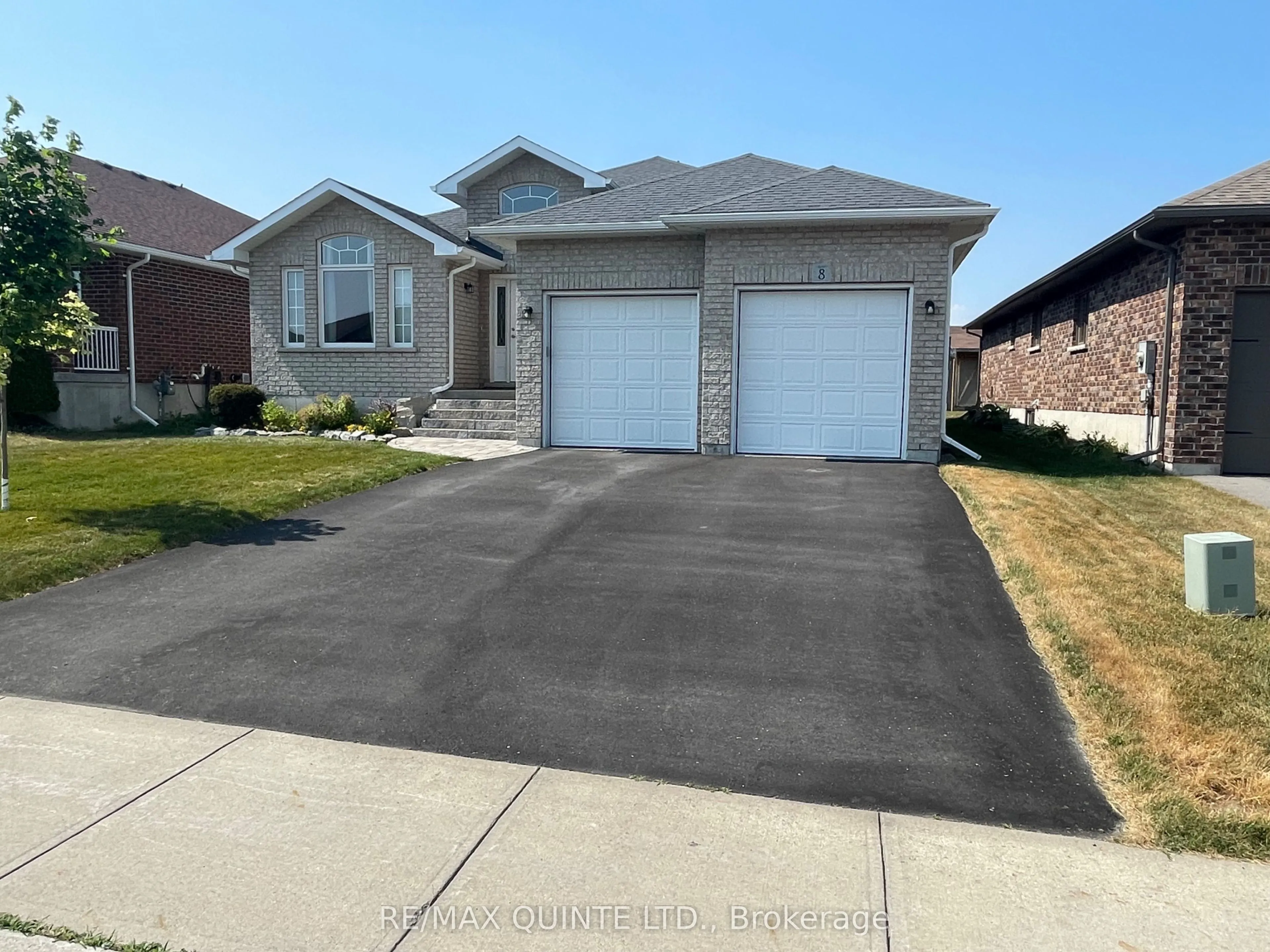 8 Crews Street