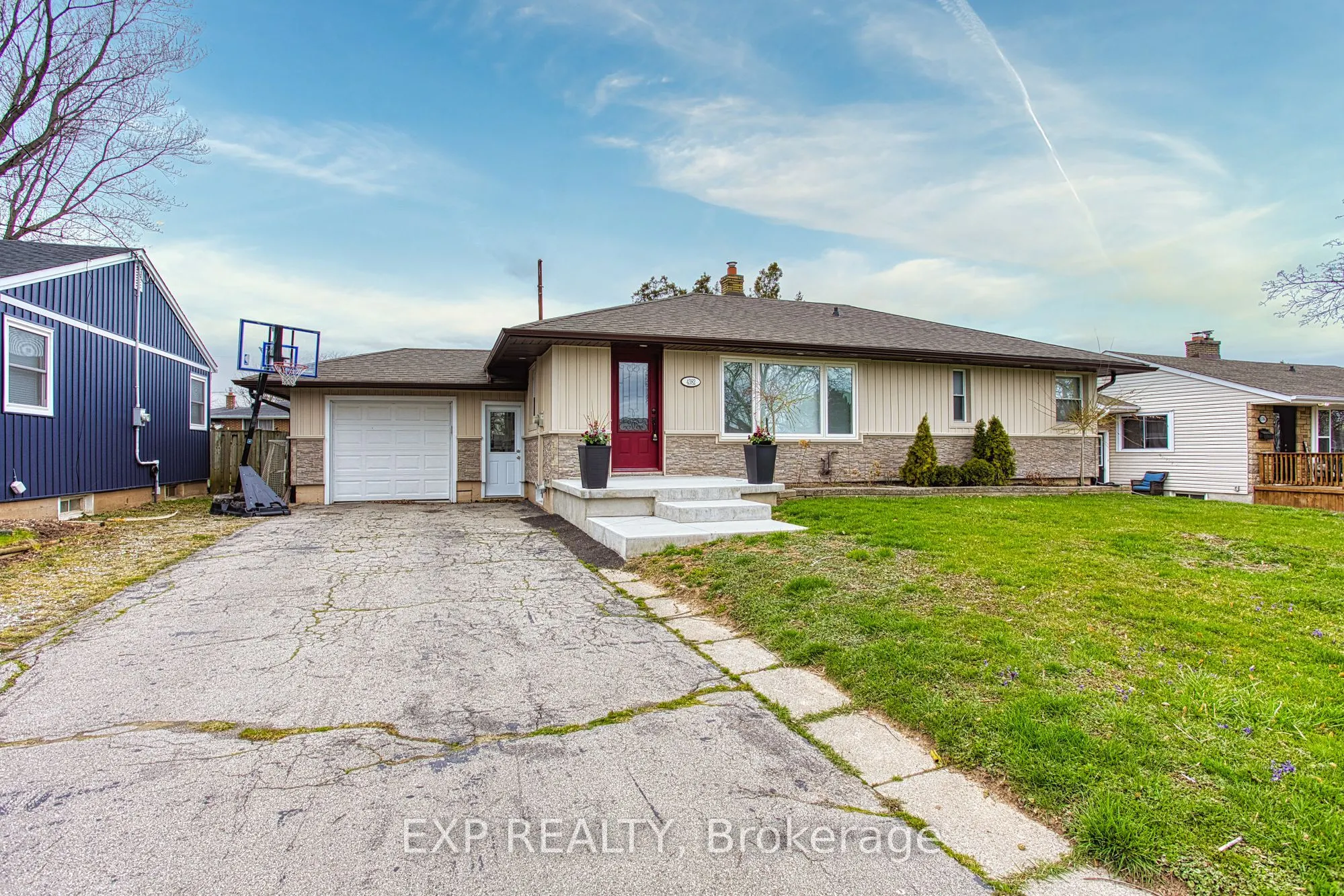 4382 Central Avenue