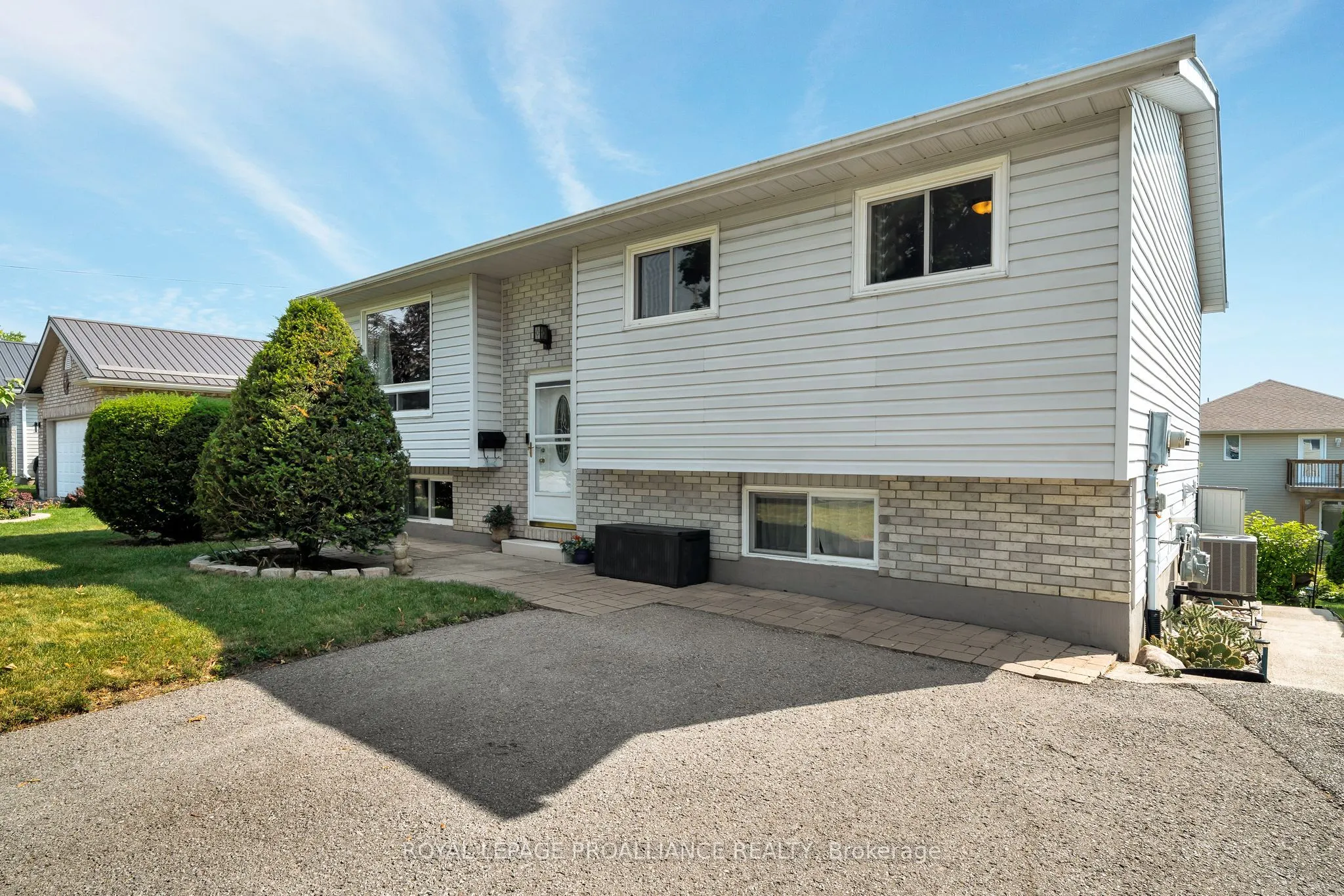 119 University Avenue