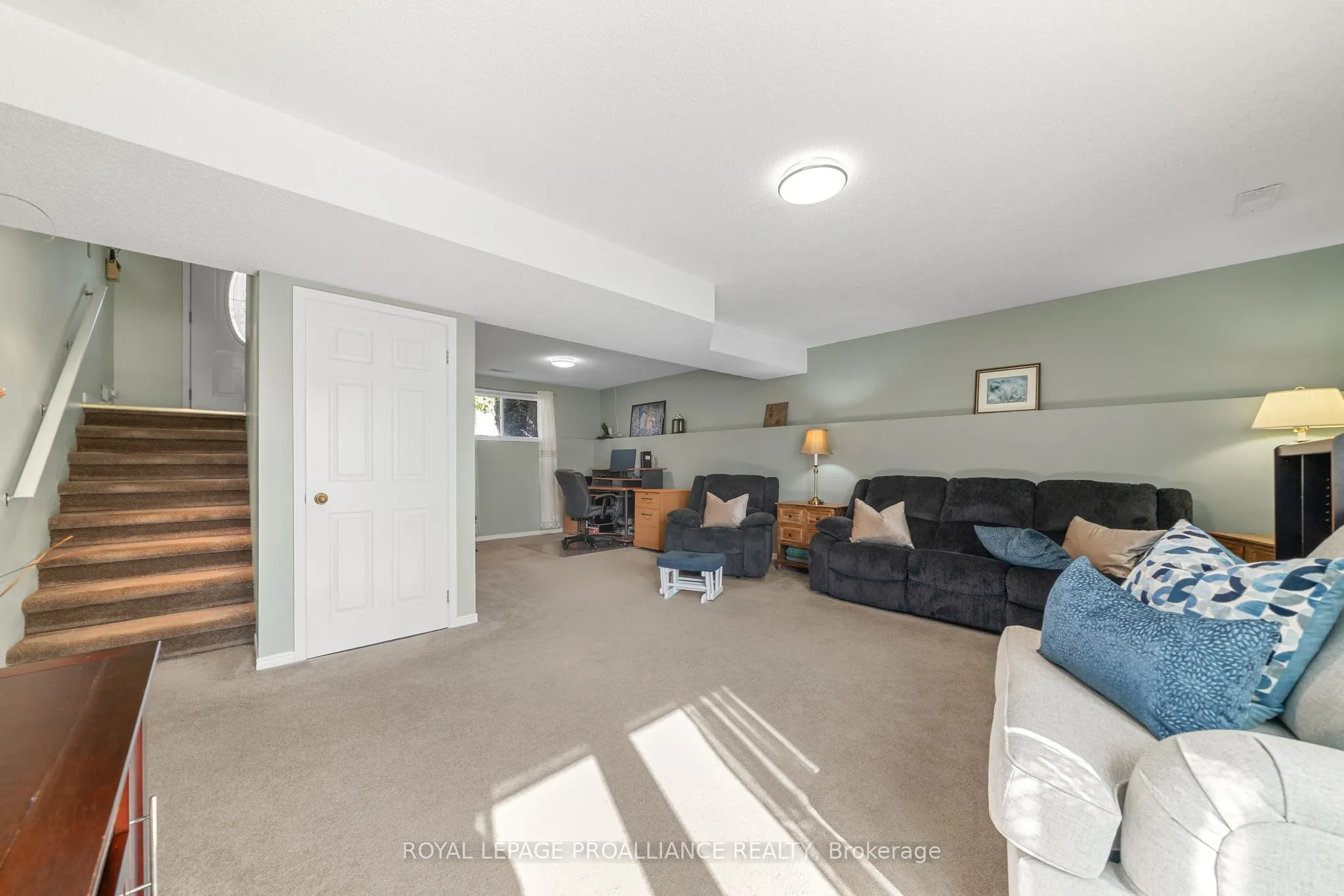 119 University Avenue